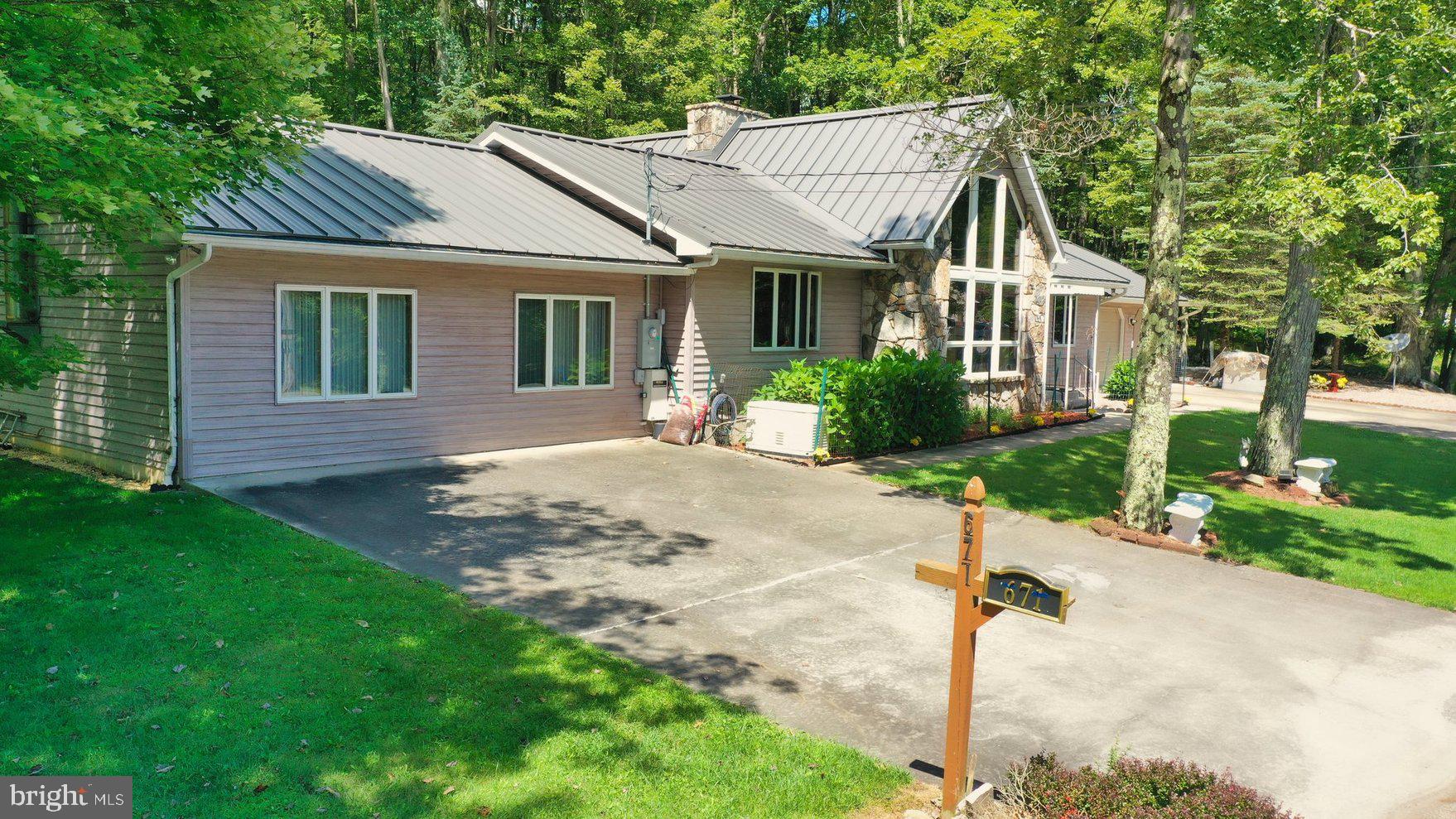 ALPINE LAKE  RESORT - Residential