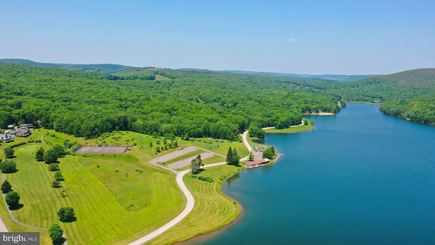 ALPINE LAKE  RESORT - Residential