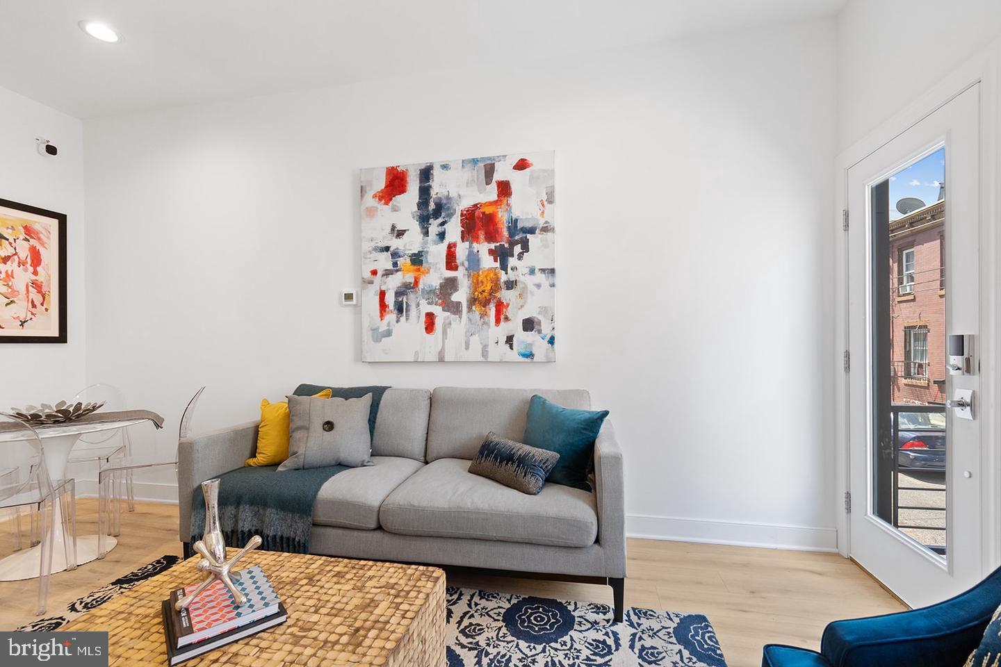 OLDE KENSINGTON - Residential Lease