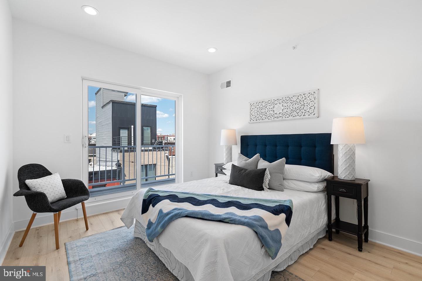 OLDE KENSINGTON - Residential Lease