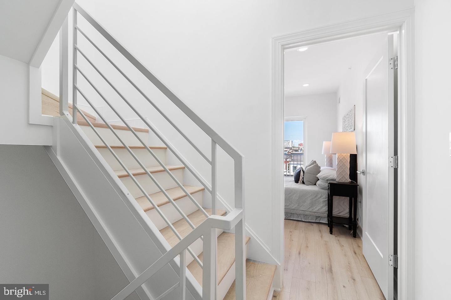 OLDE KENSINGTON - Residential Lease