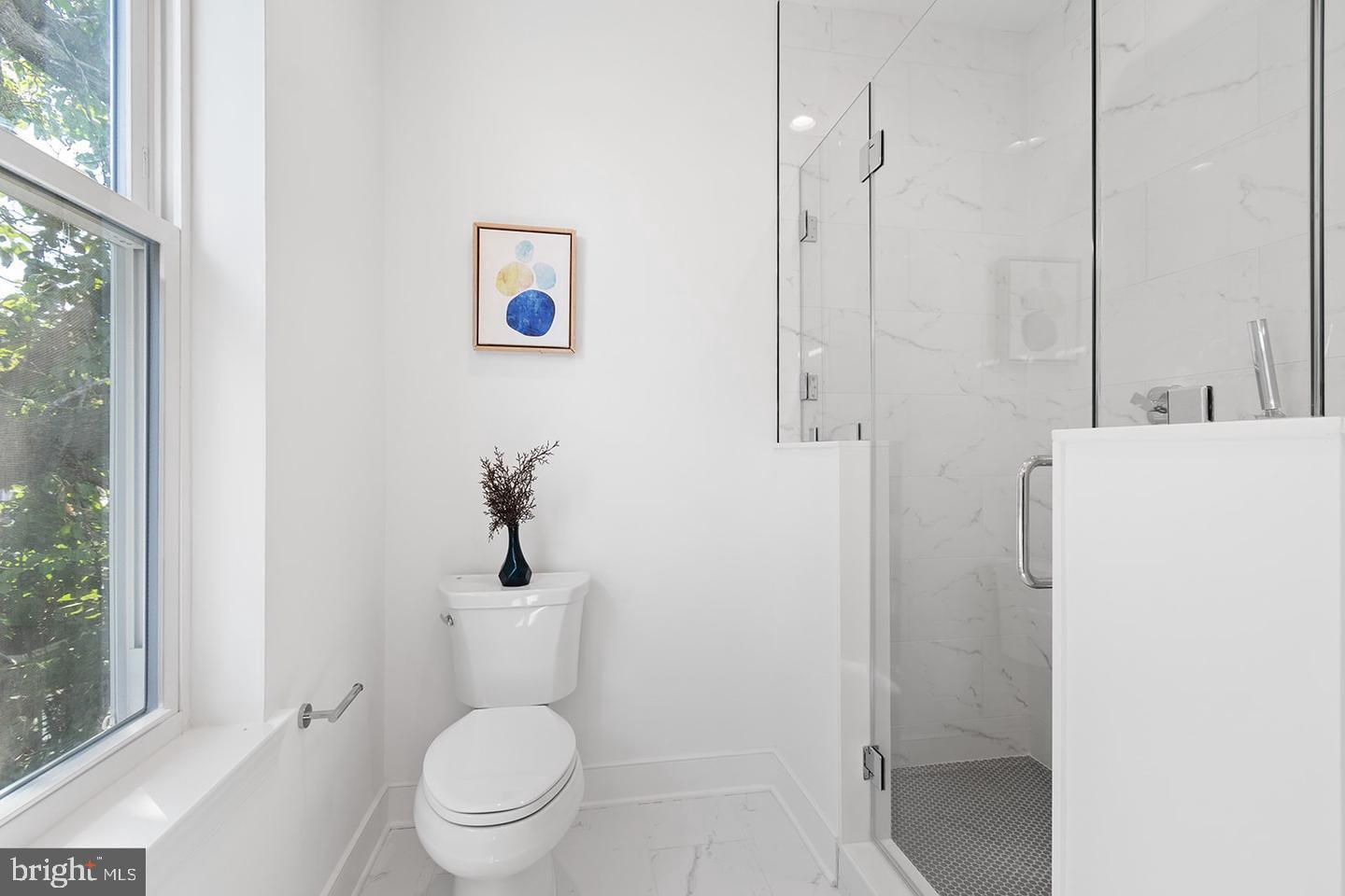 OLDE KENSINGTON - Residential Lease