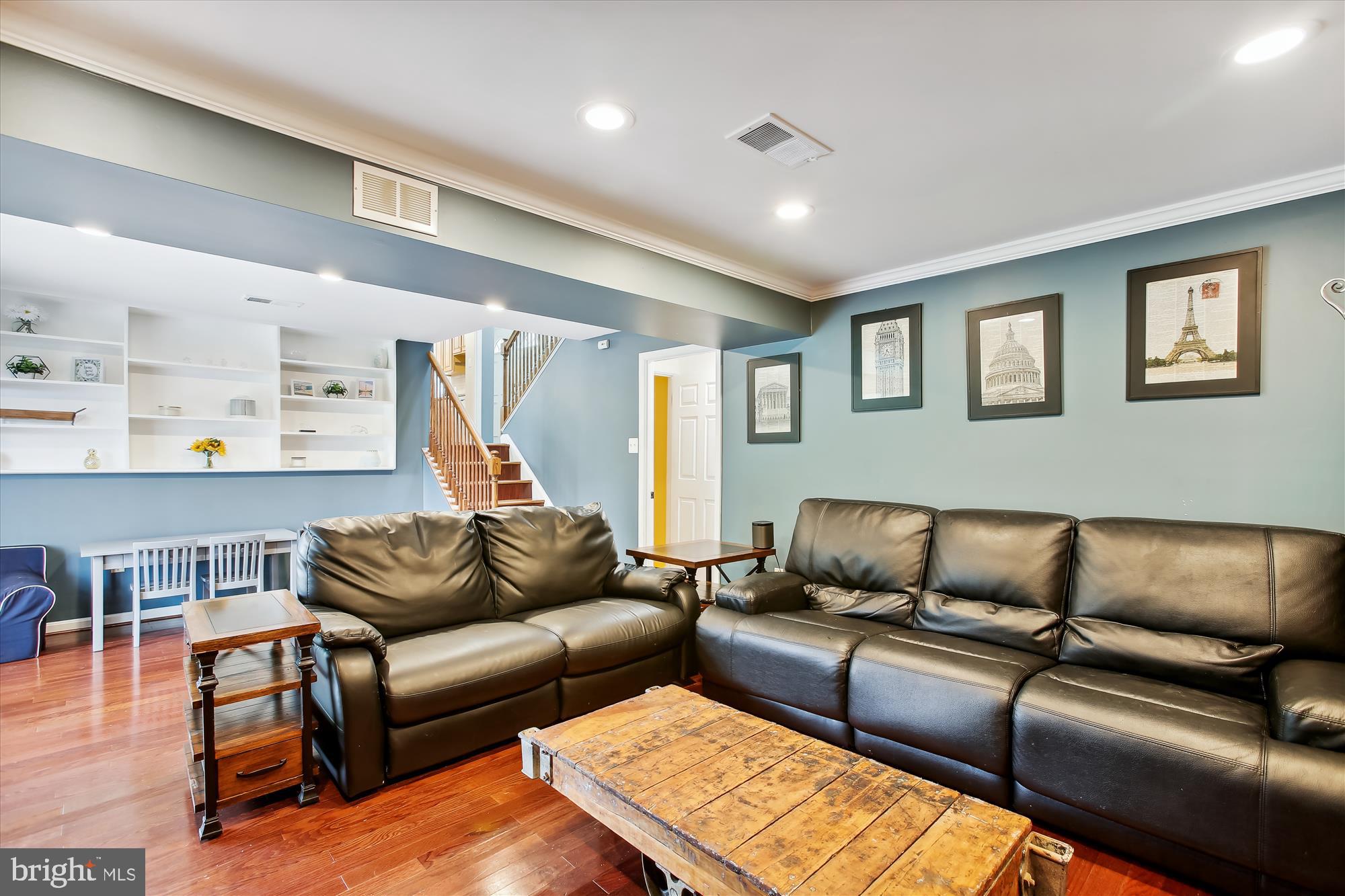 CINNAMON CREEK - Residential