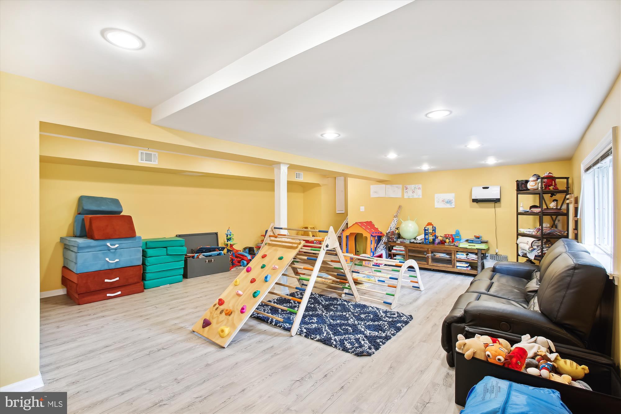 CINNAMON CREEK - Residential