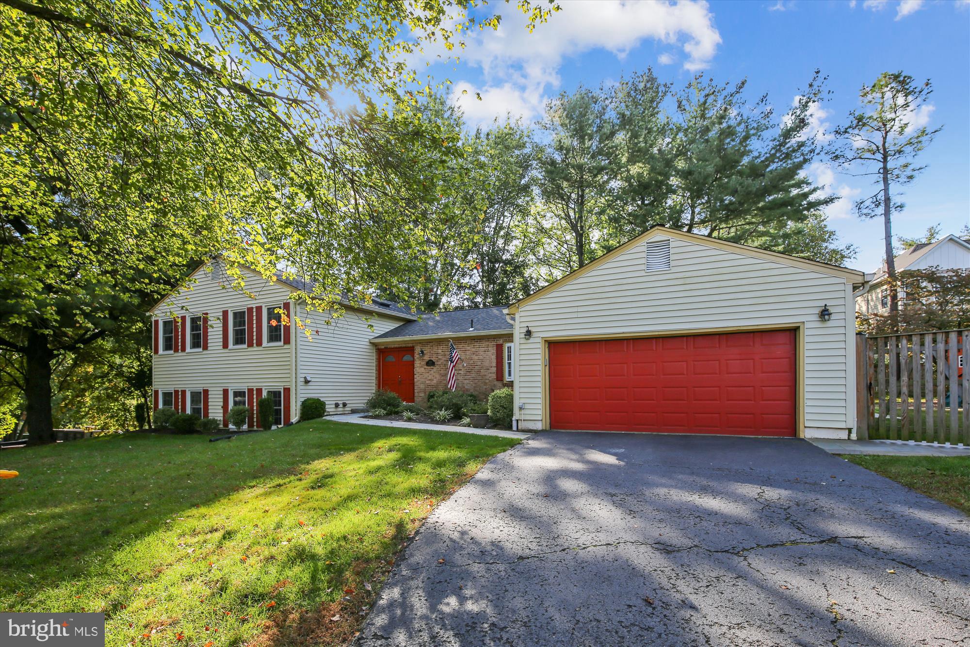 CINNAMON CREEK - Residential