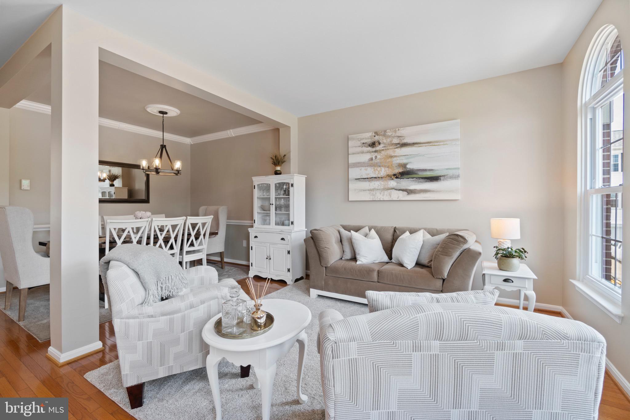 TOWNES OF MANCHESTER WOODS - Residential