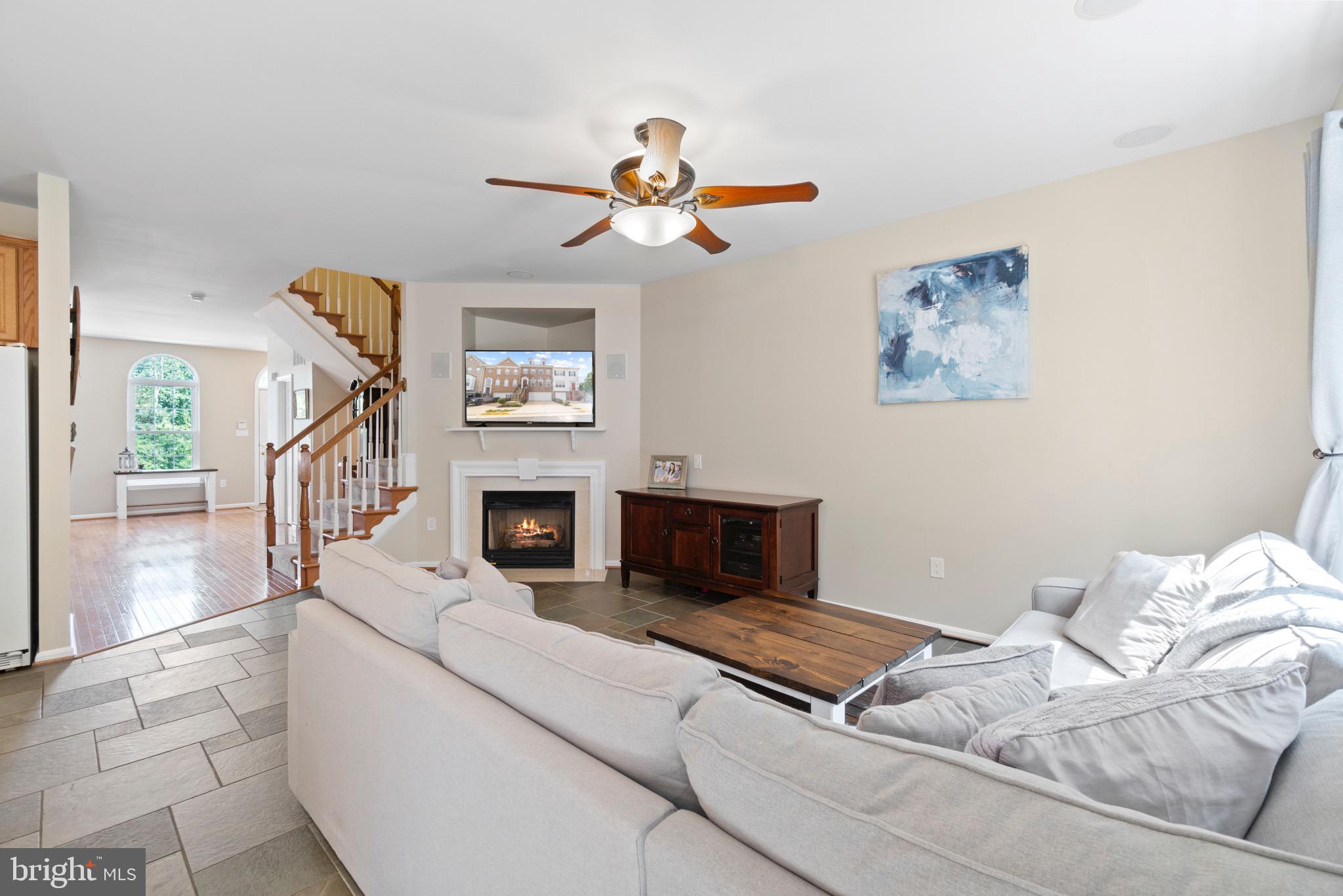 TOWNES OF MANCHESTER WOODS - Residential