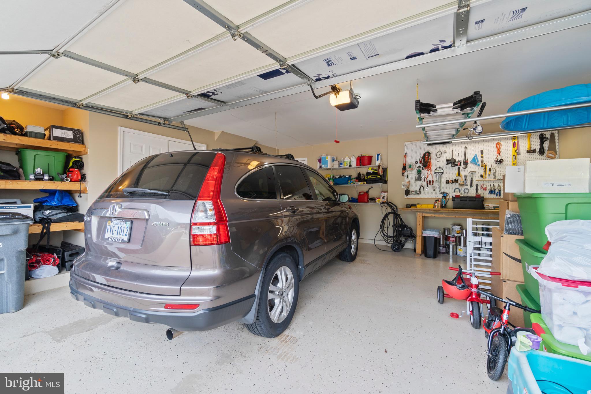 TOWNES OF MANCHESTER WOODS - Residential