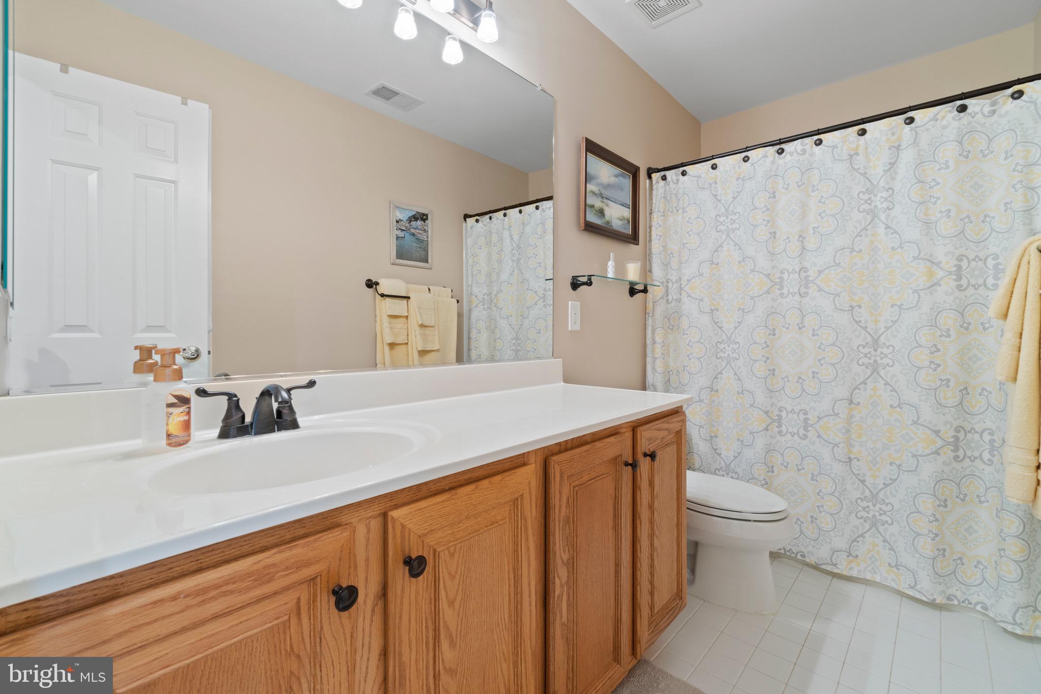 TOWNES OF MANCHESTER WOODS - Residential