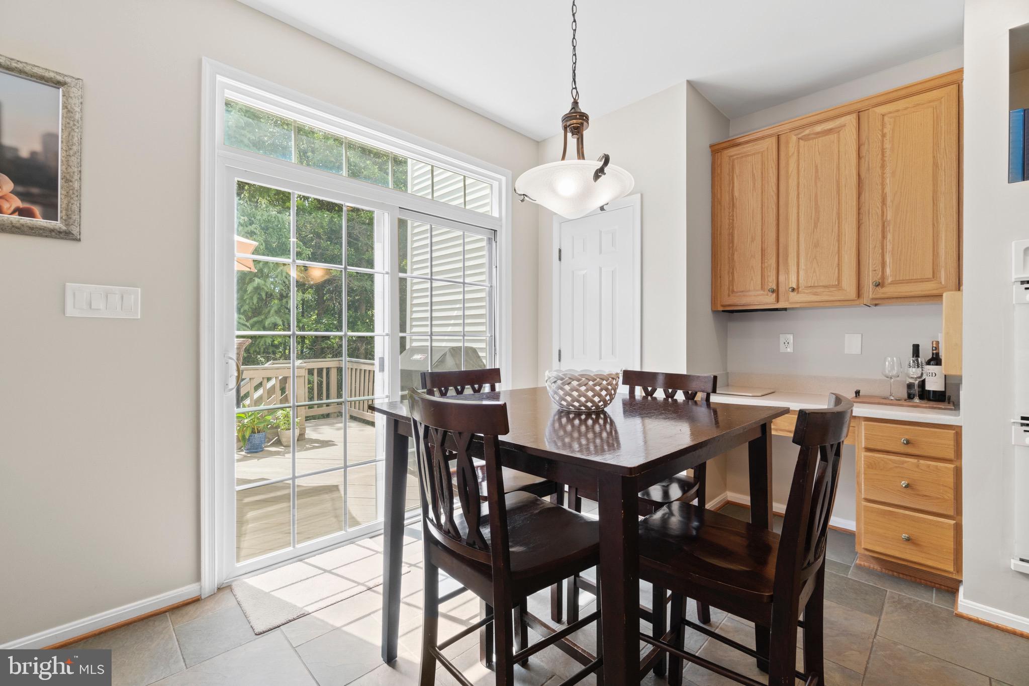 TOWNES OF MANCHESTER WOODS - Residential