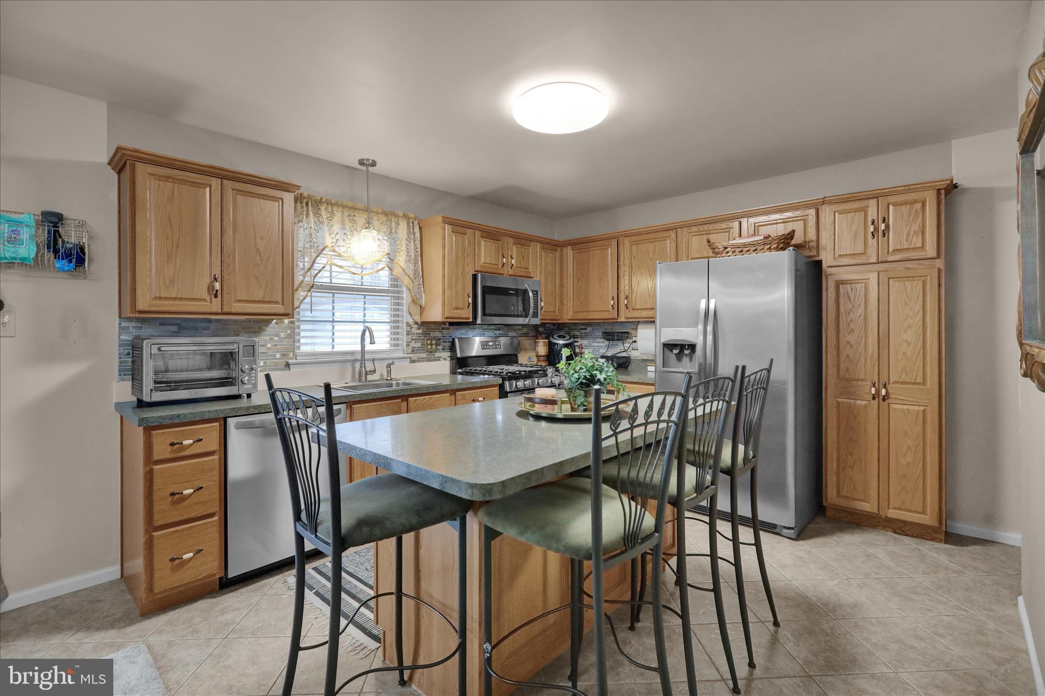 MOUNTAINVIEW - Residential