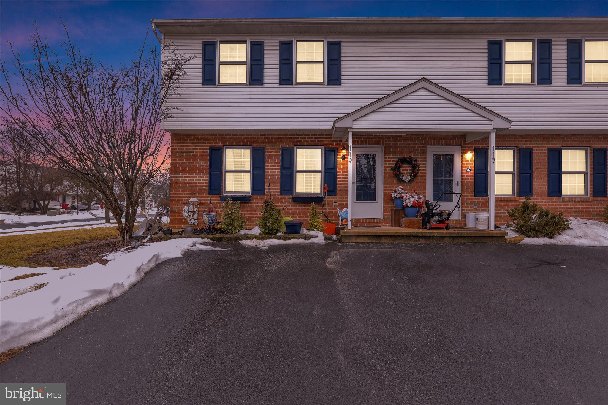 MOUNTAINVIEW - Residential