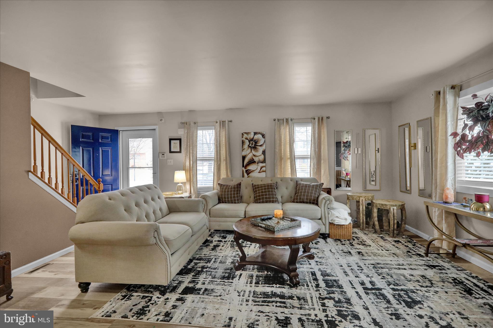 MOUNTAINVIEW - Residential