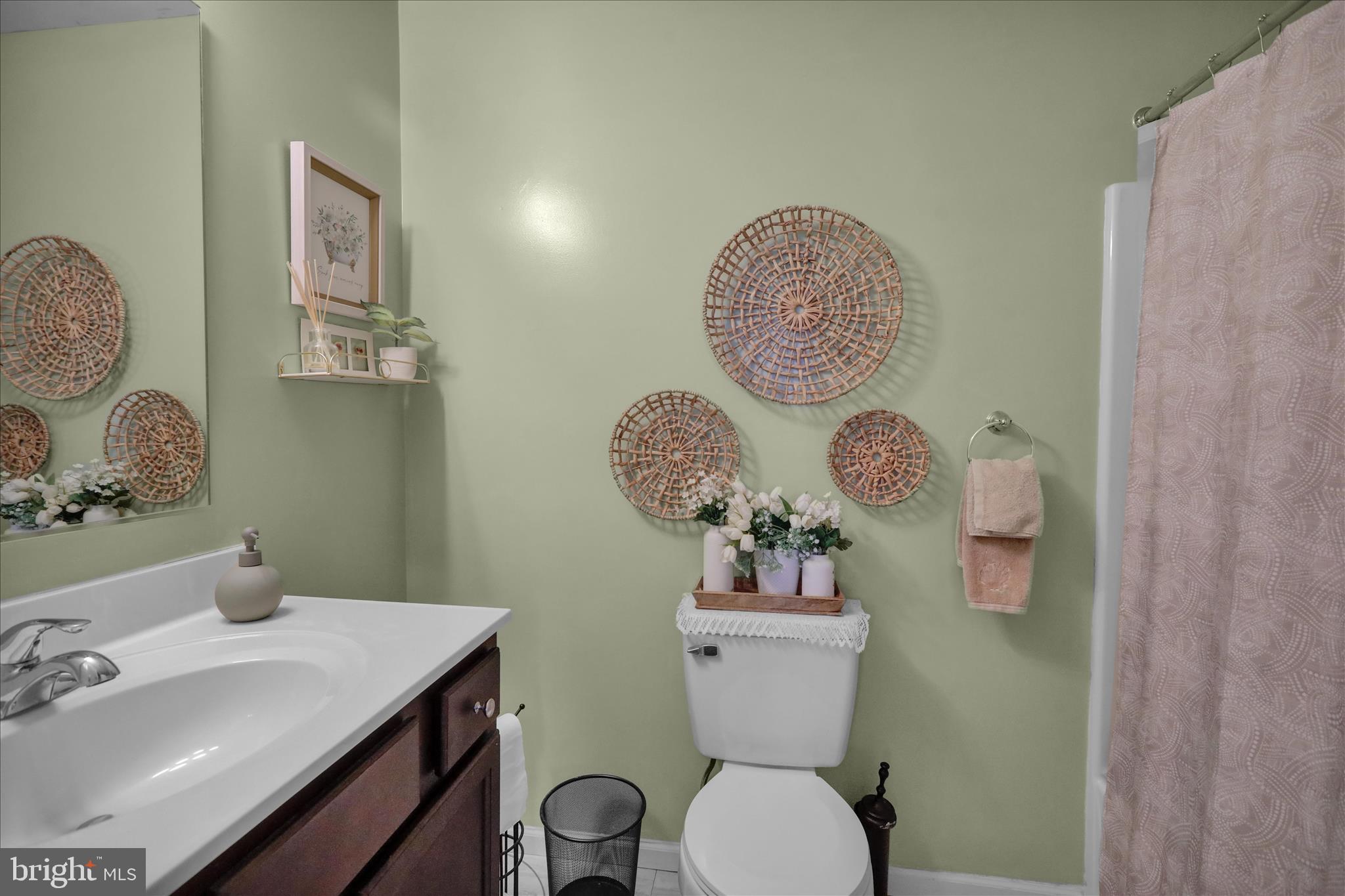 MOUNTAINVIEW - Residential