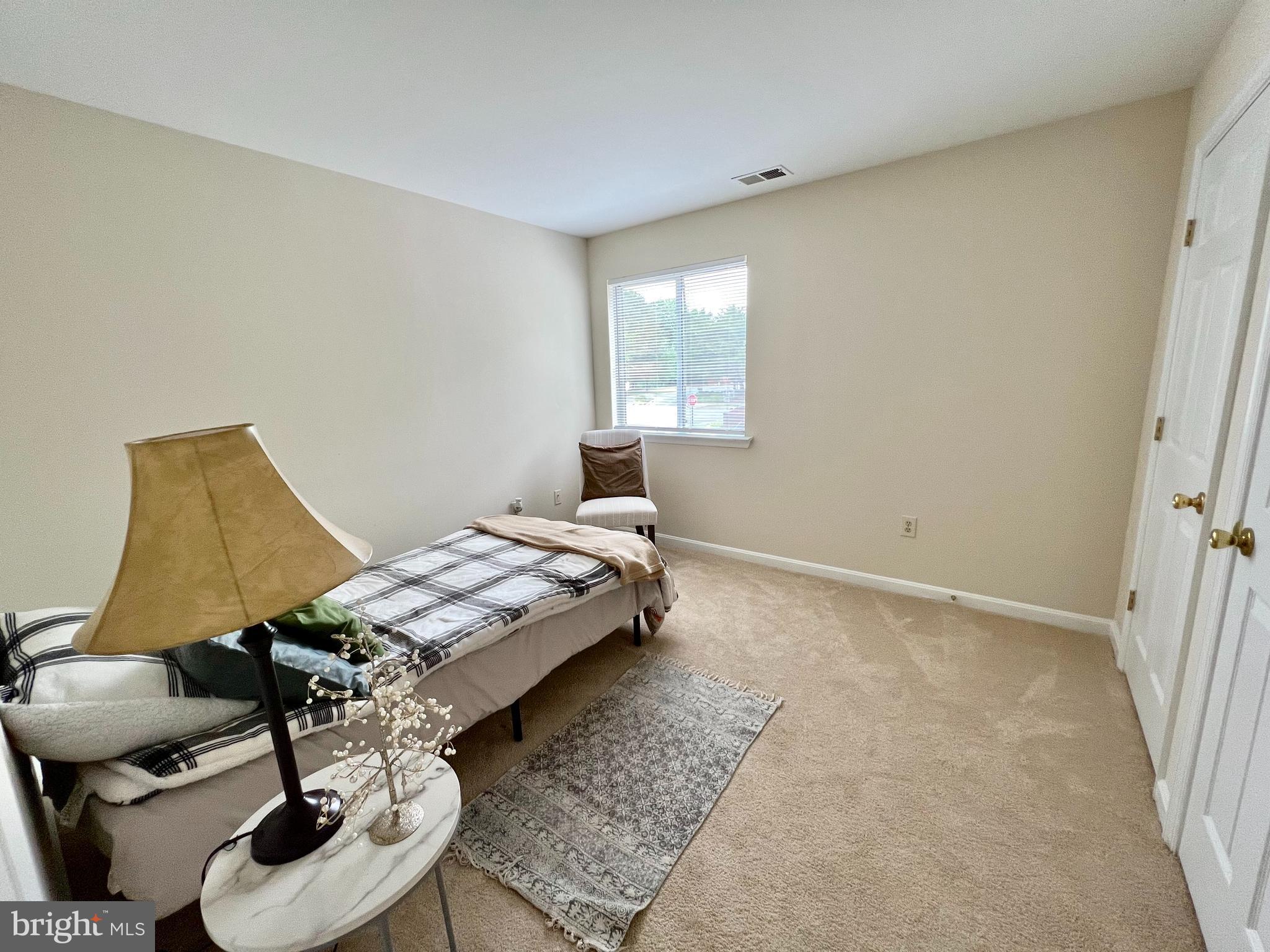 OLD FARM STATION - Residential Lease