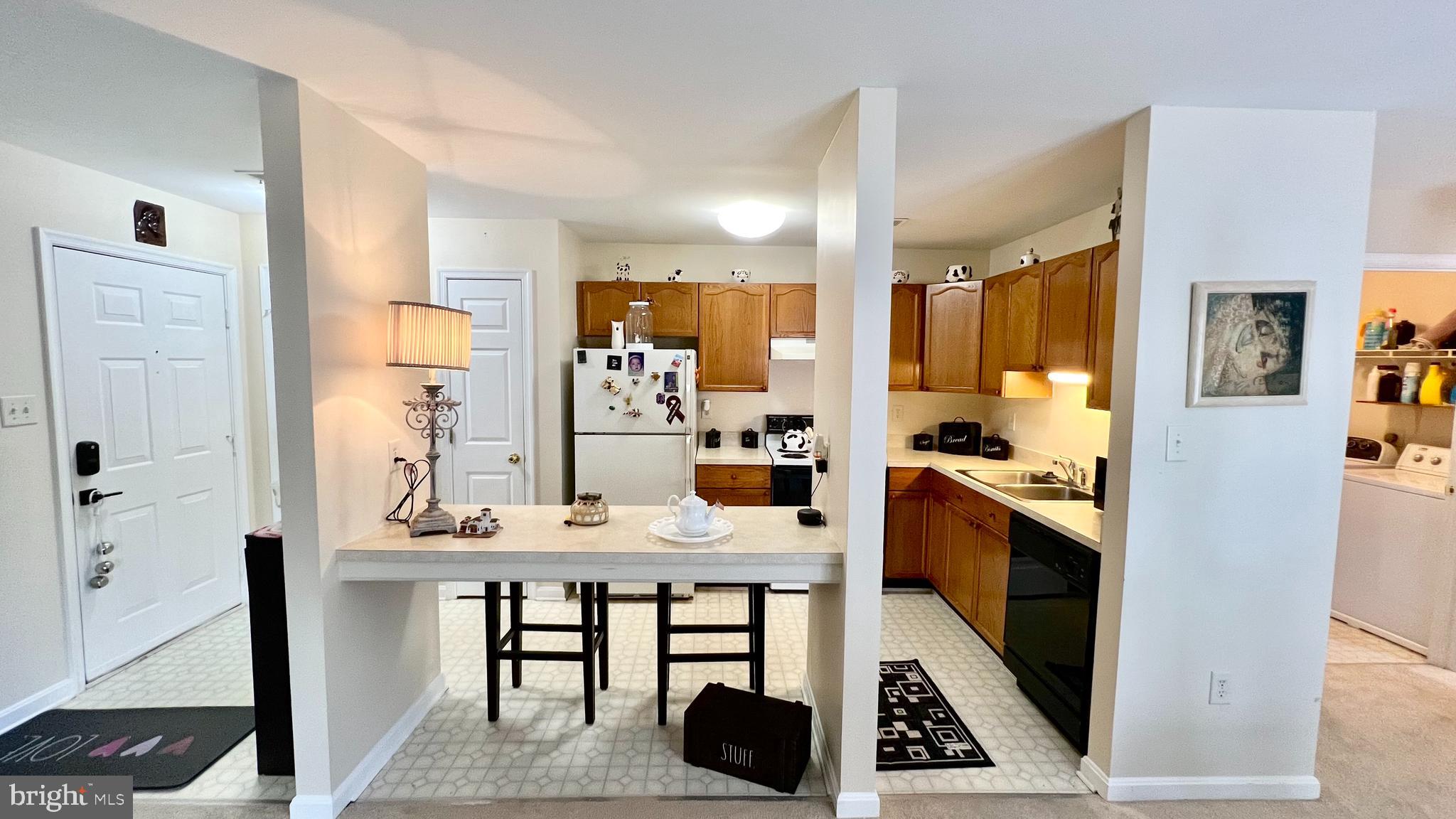 OLD FARM STATION - Residential Lease