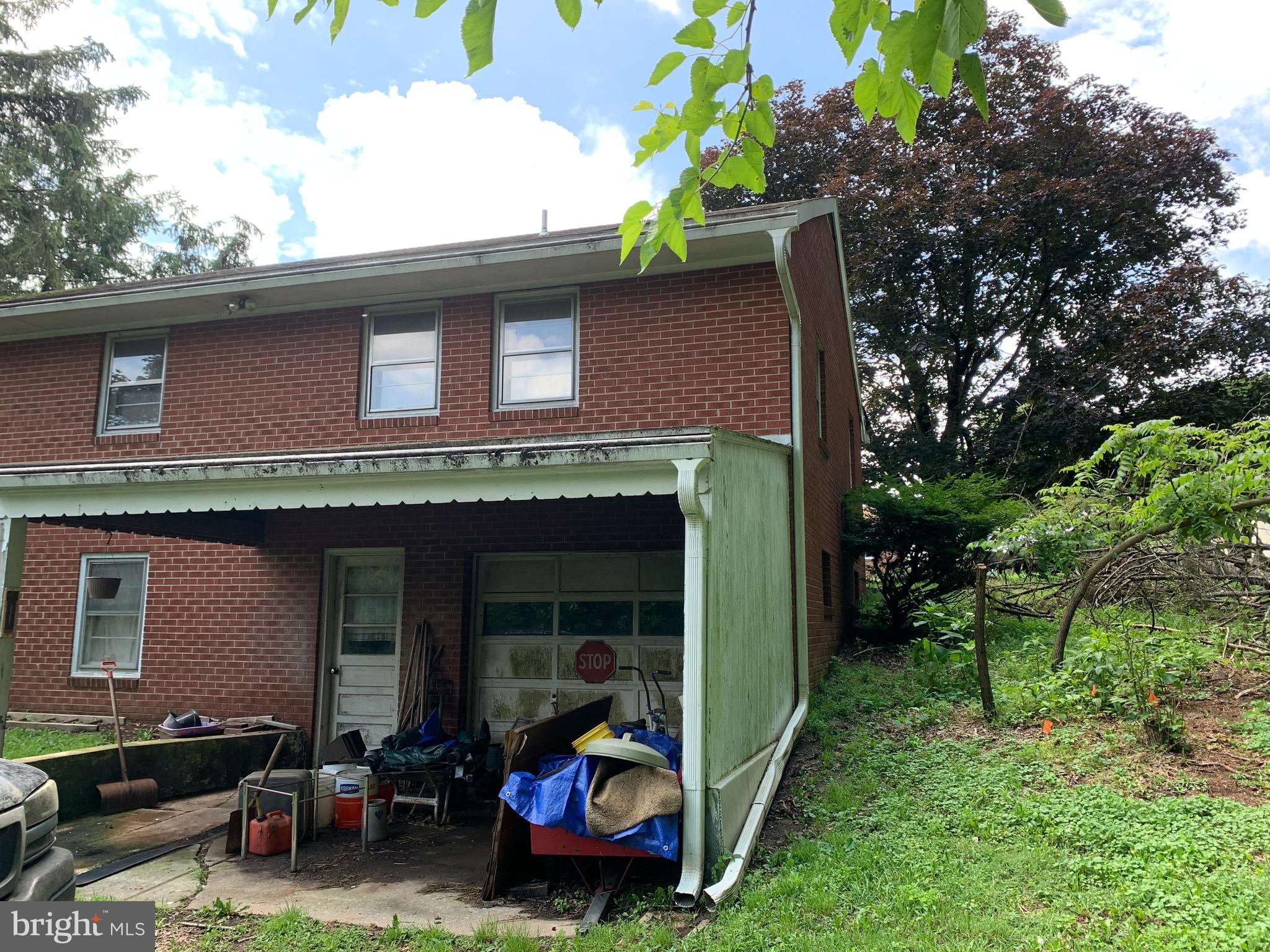 2142 FLAG MARSH ROAD