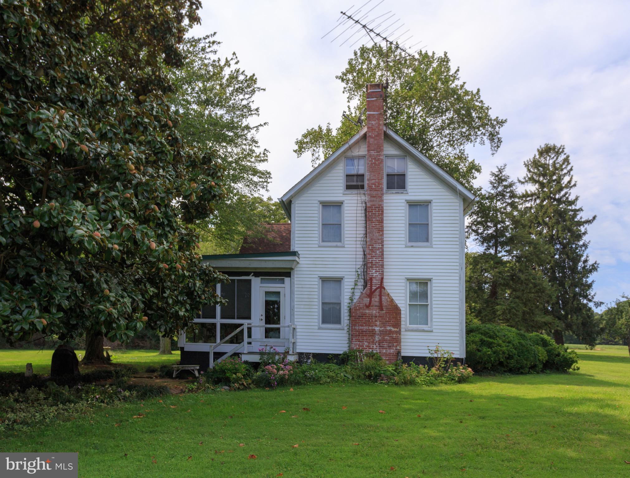 QUAKER NECK - Residential