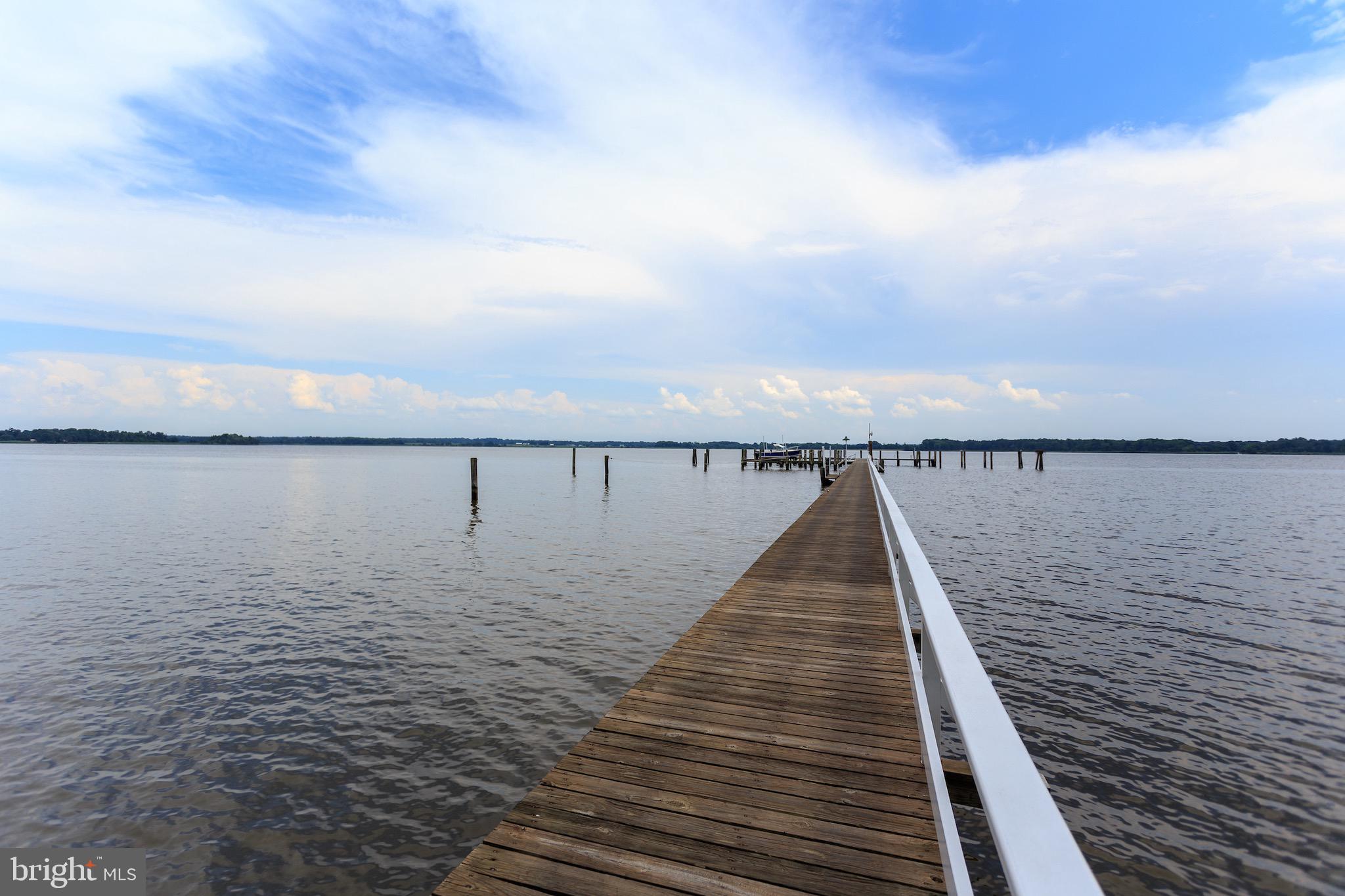 QUAKER NECK - Residential