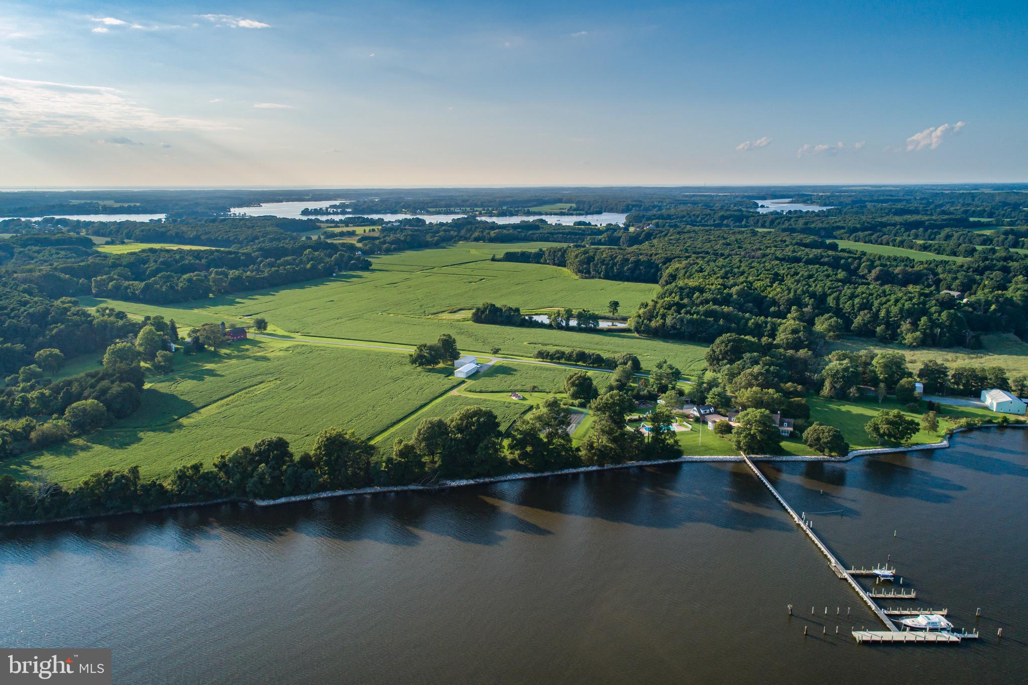 QUAKER NECK - Residential