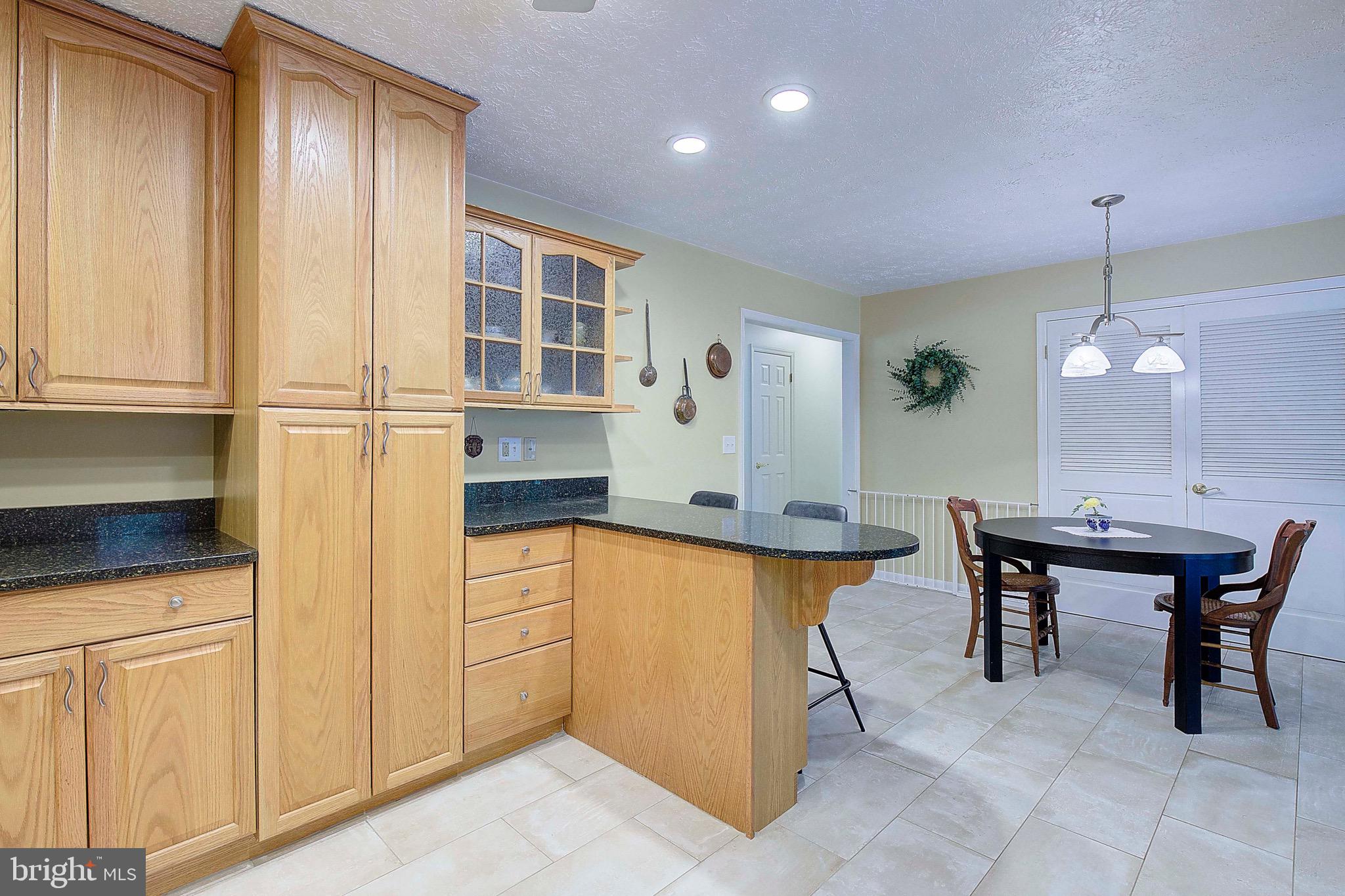 KENT ISLAND ESTATES - Residential