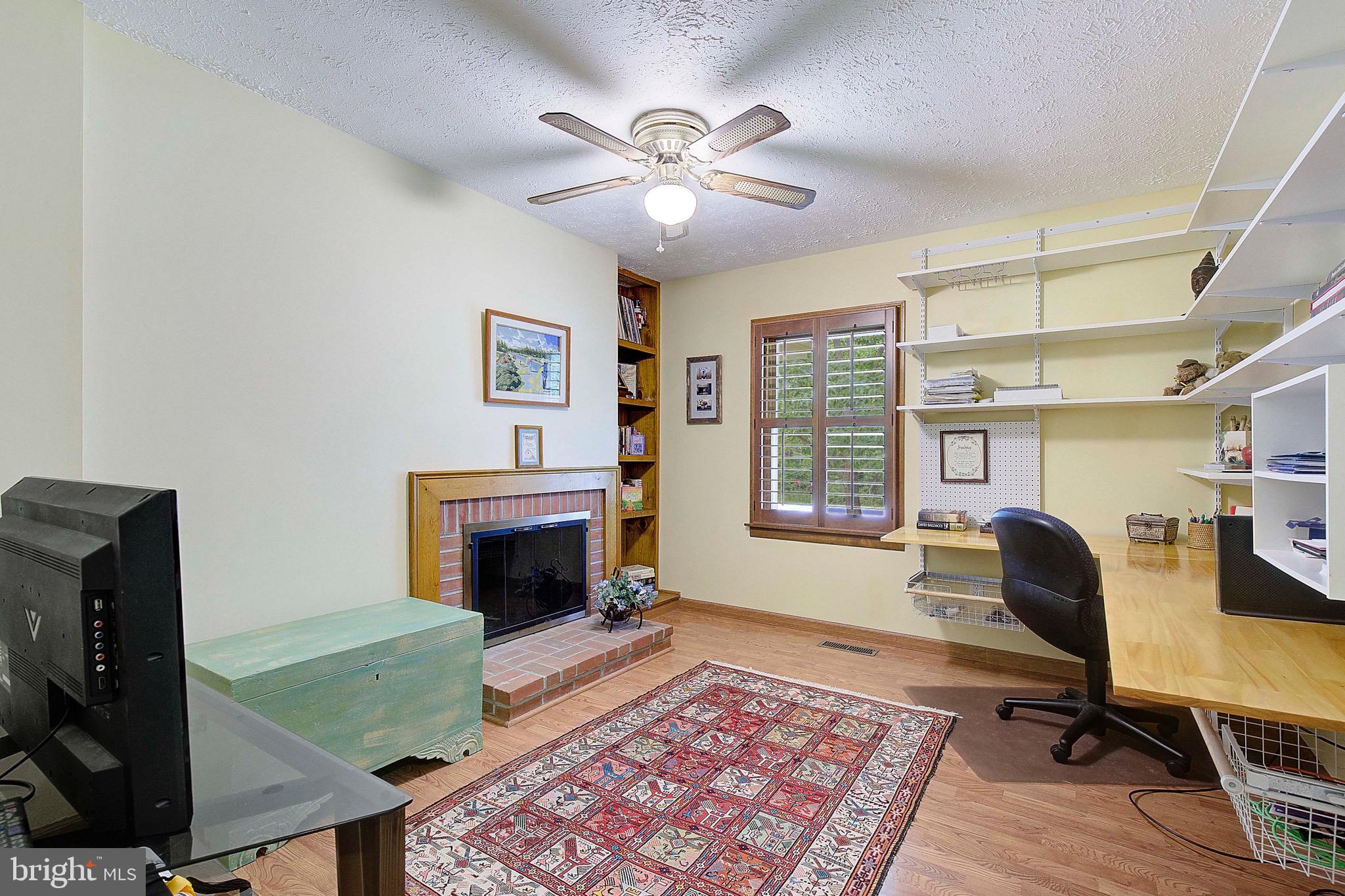 KENT ISLAND ESTATES - Residential