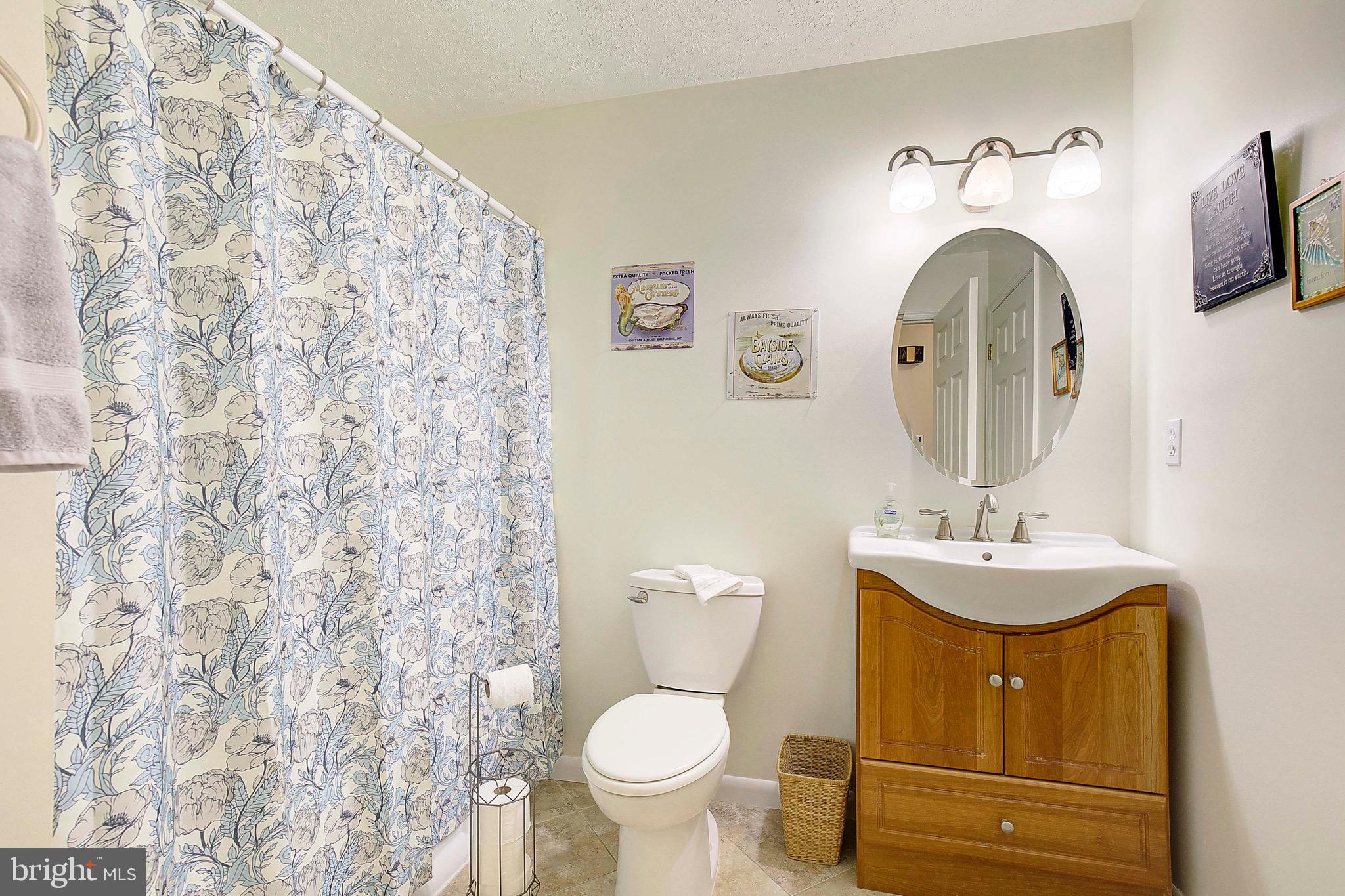 KENT ISLAND ESTATES - Residential