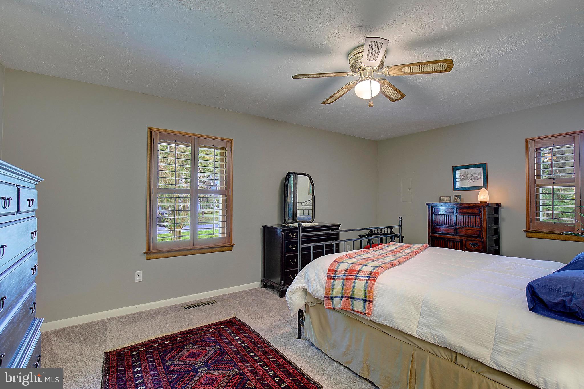 KENT ISLAND ESTATES - Residential