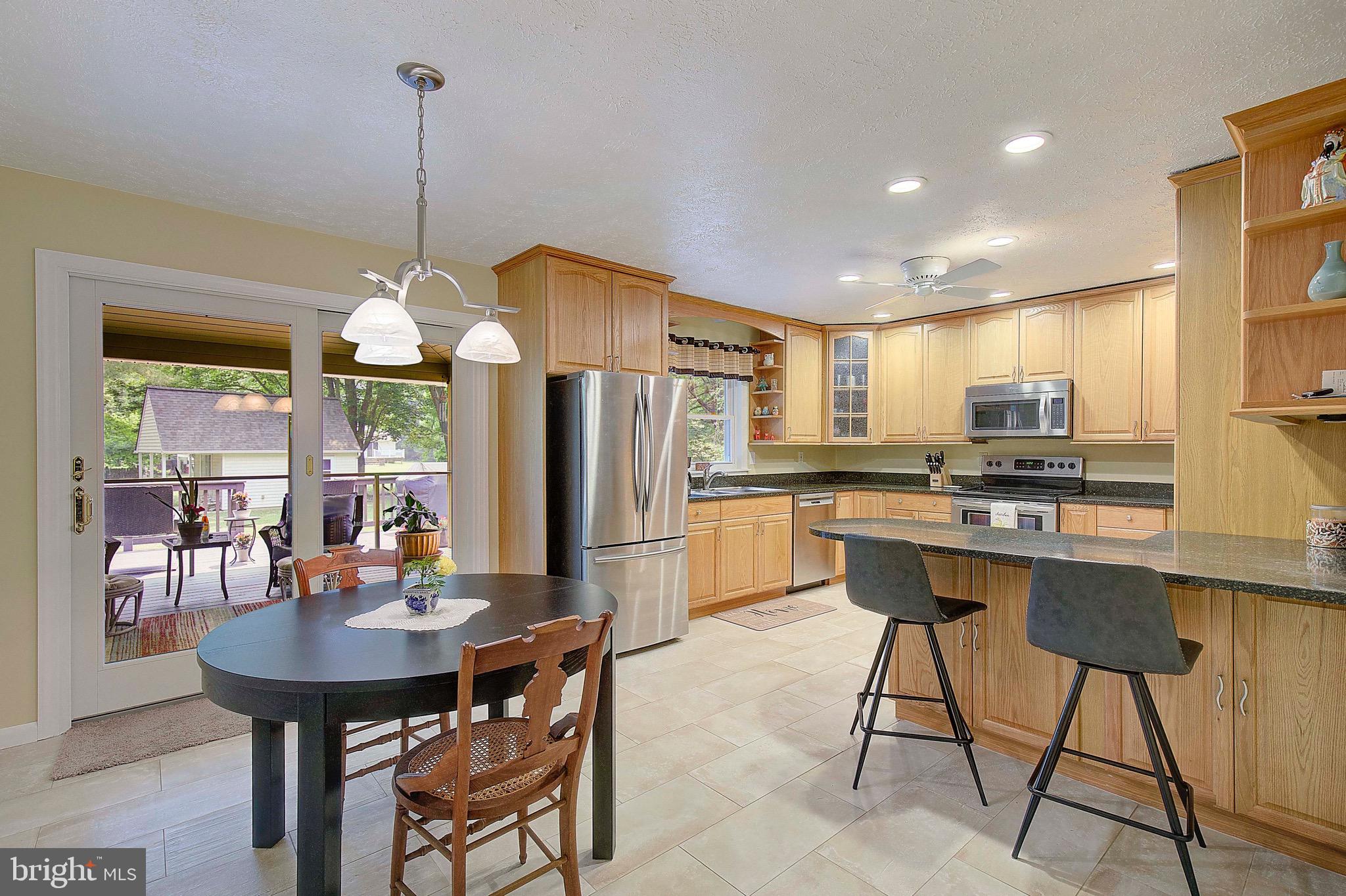 KENT ISLAND ESTATES - Residential