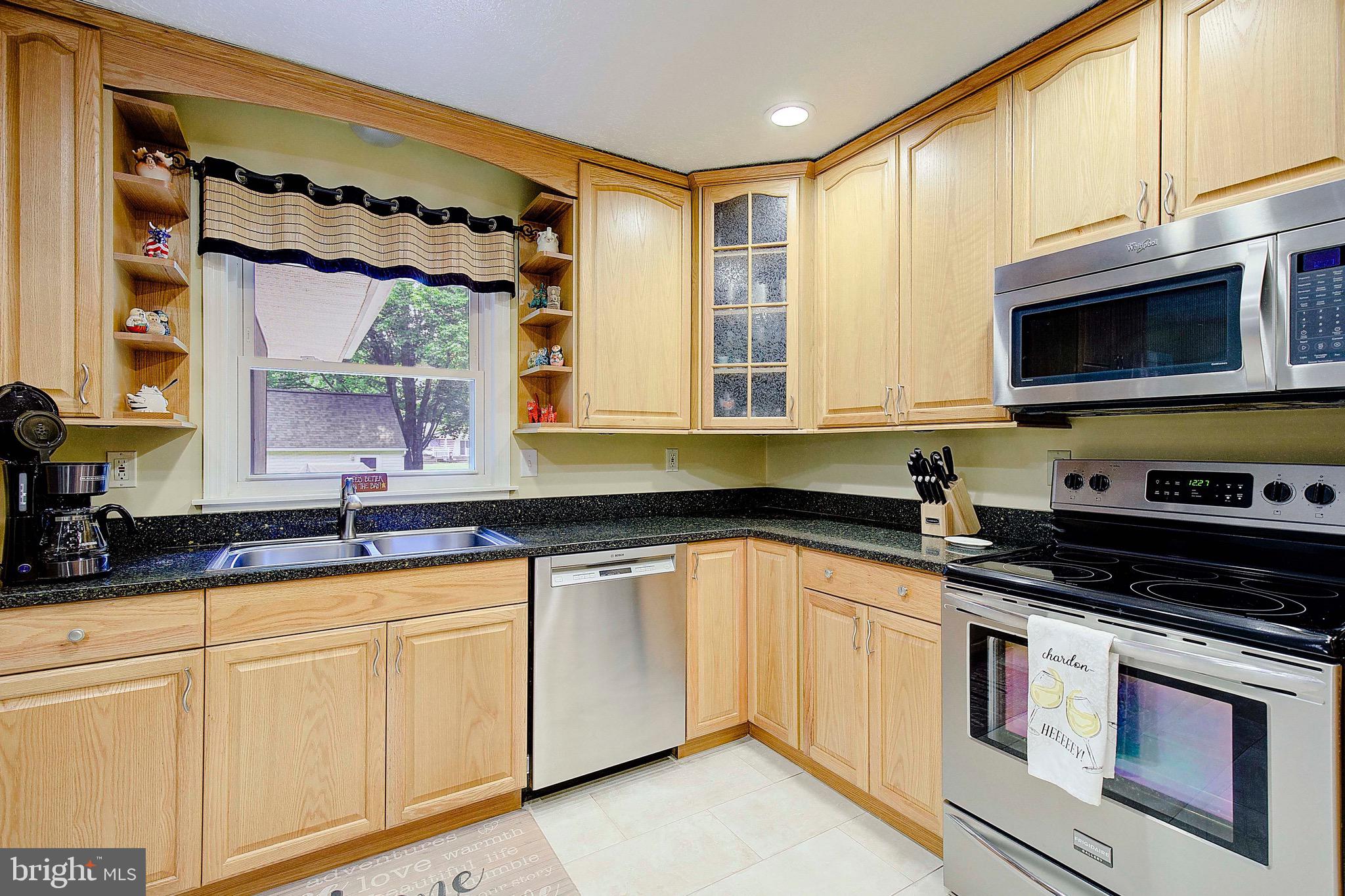 KENT ISLAND ESTATES - Residential