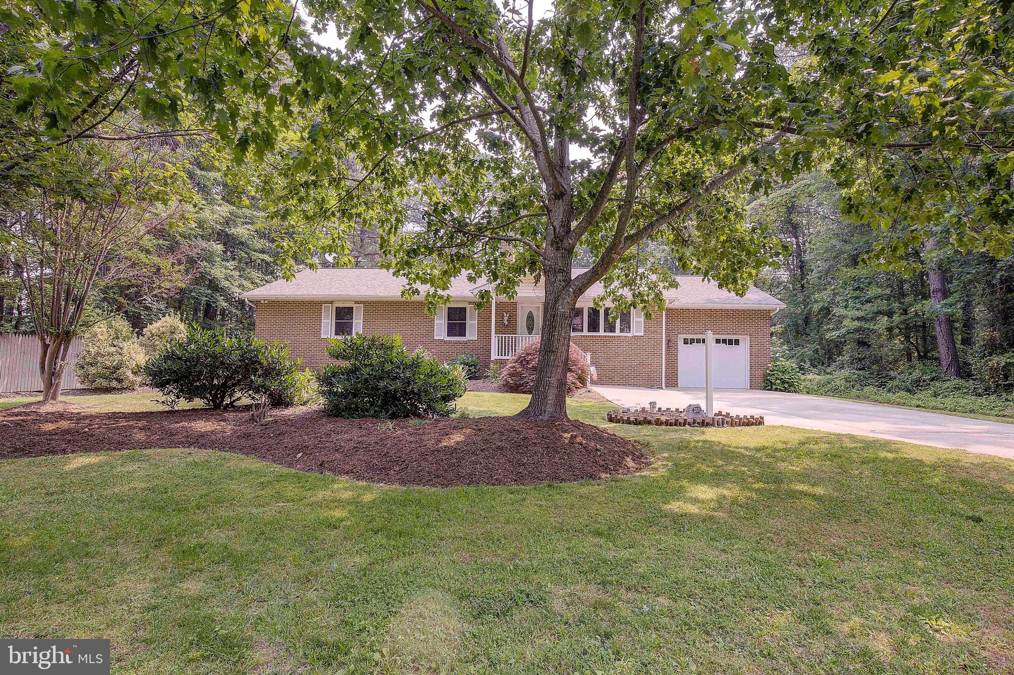 KENT ISLAND ESTATES - Residential