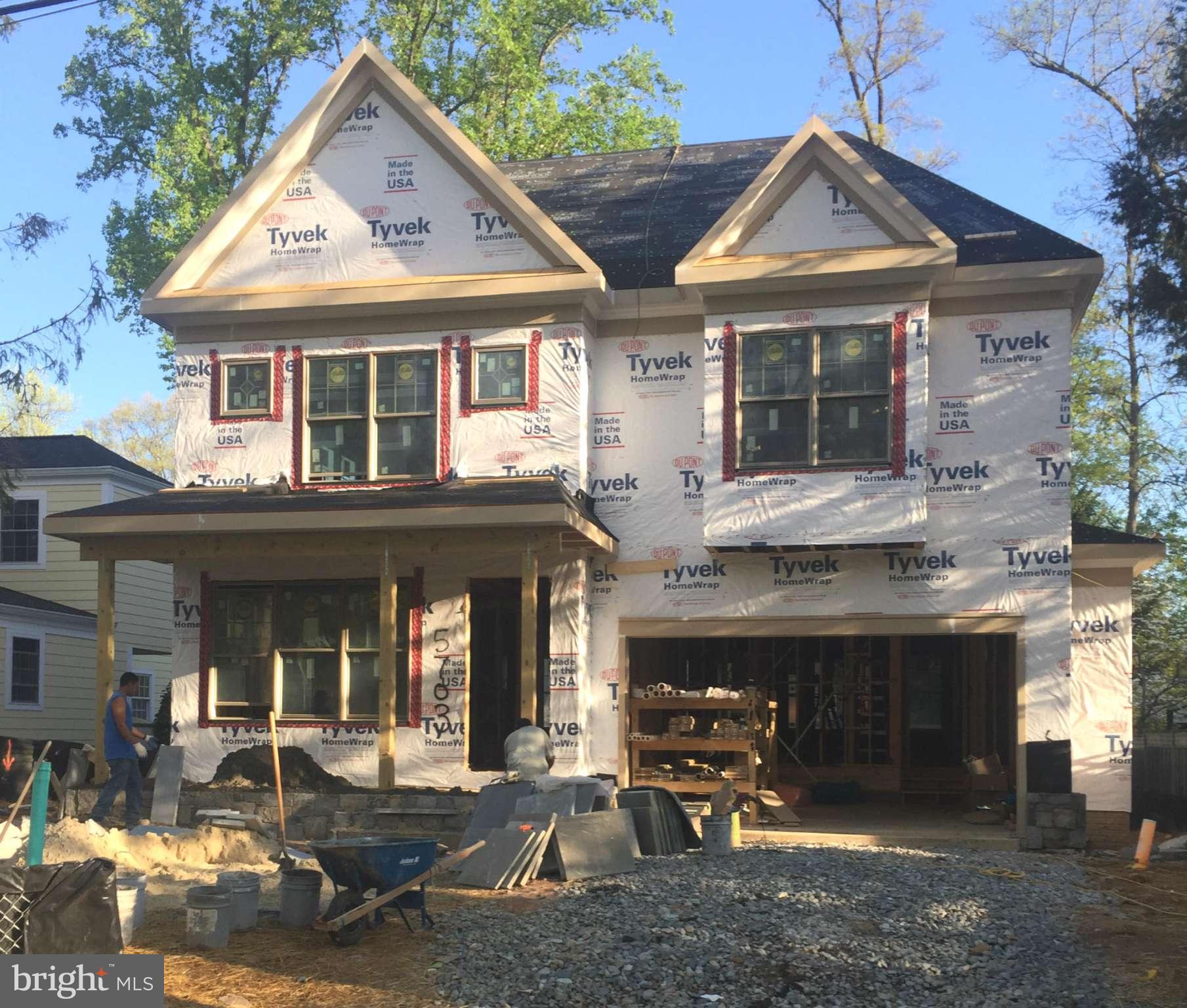 GREENWICH FOREST - Residential