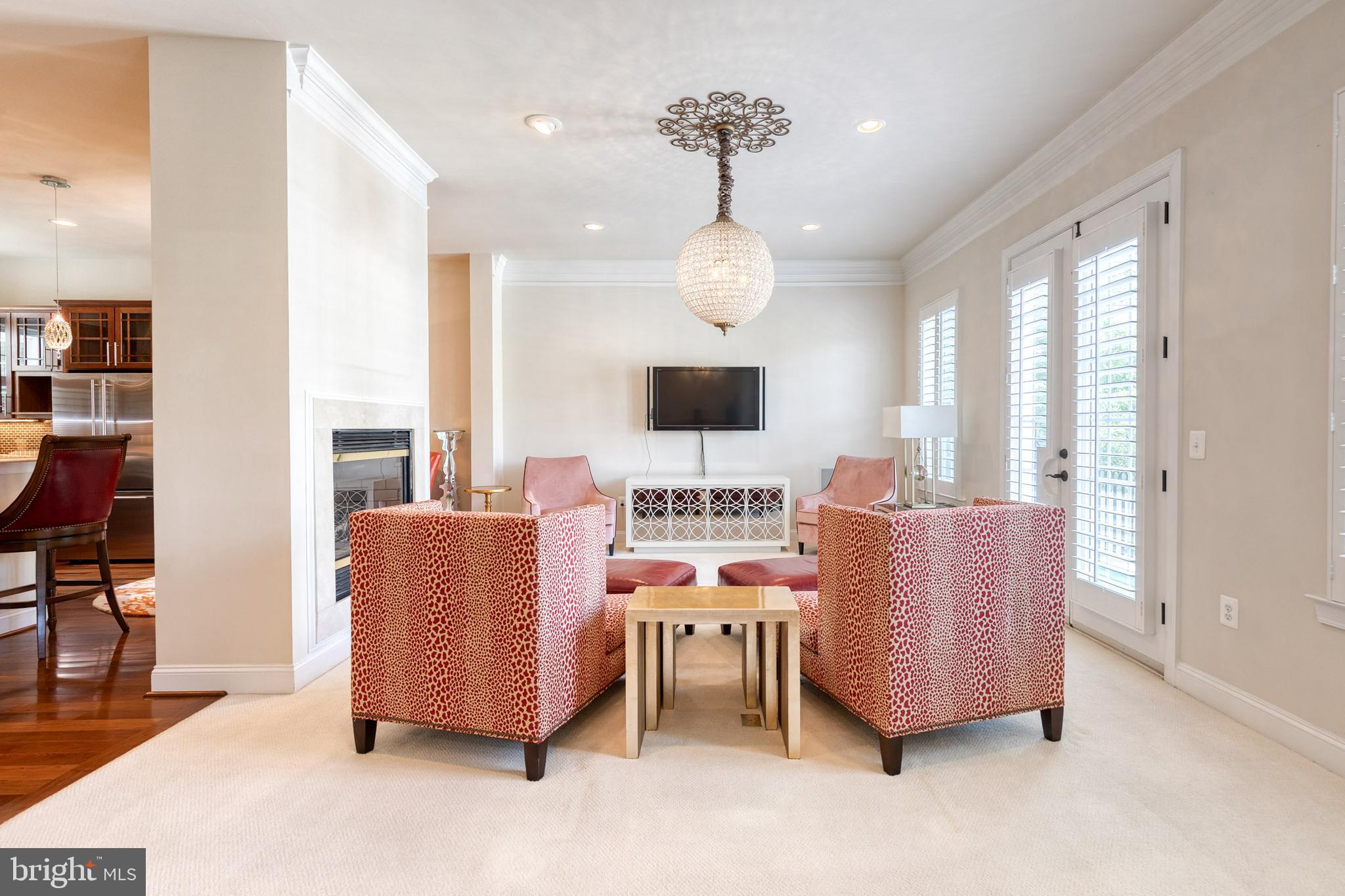CHARLES AT WOODBROOK - Residential