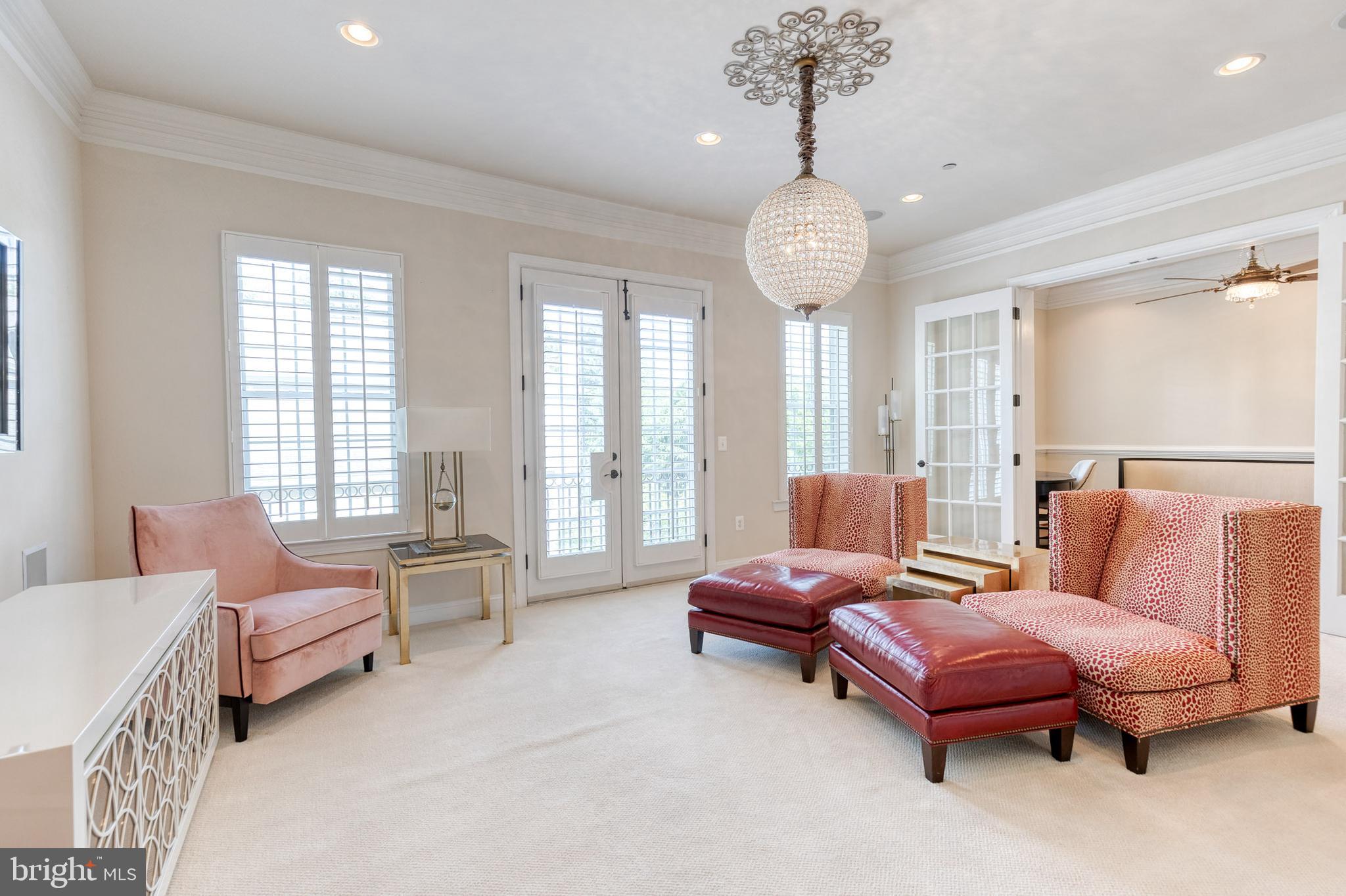 CHARLES AT WOODBROOK - Residential