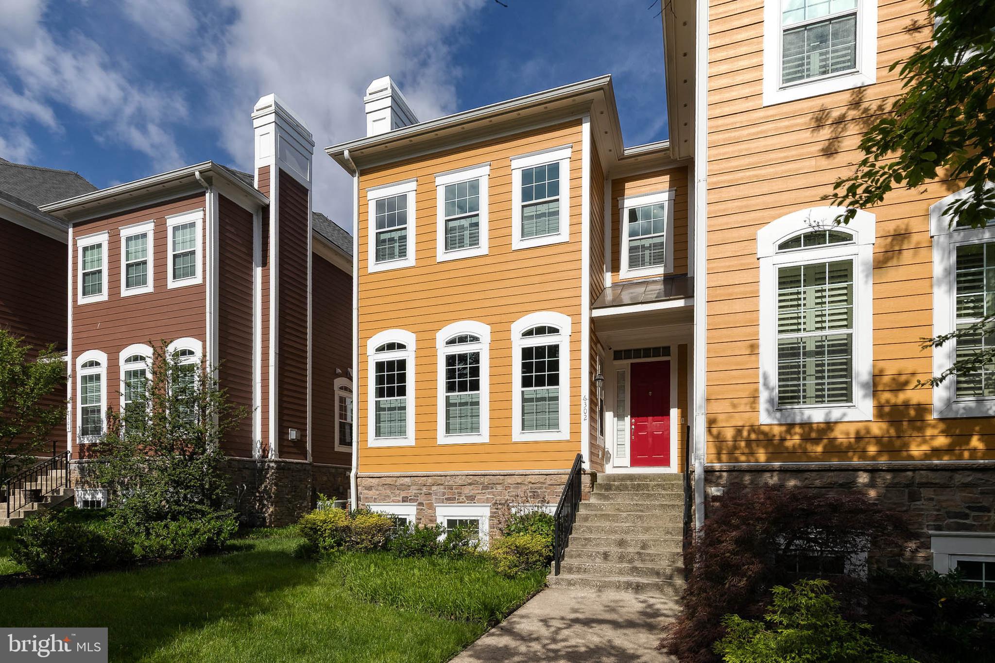 CHARLES AT WOODBROOK - Residential