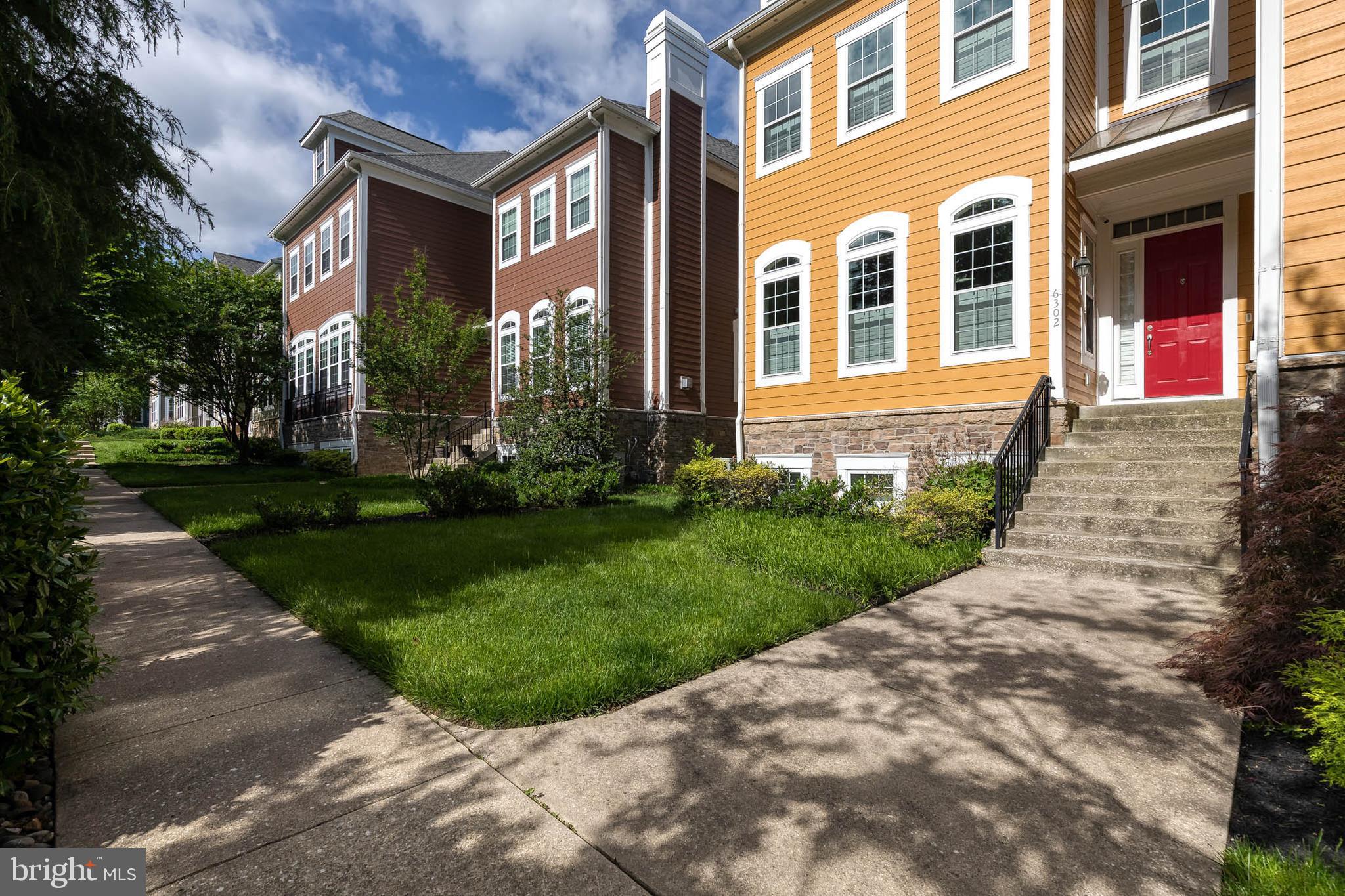 CHARLES AT WOODBROOK - Residential