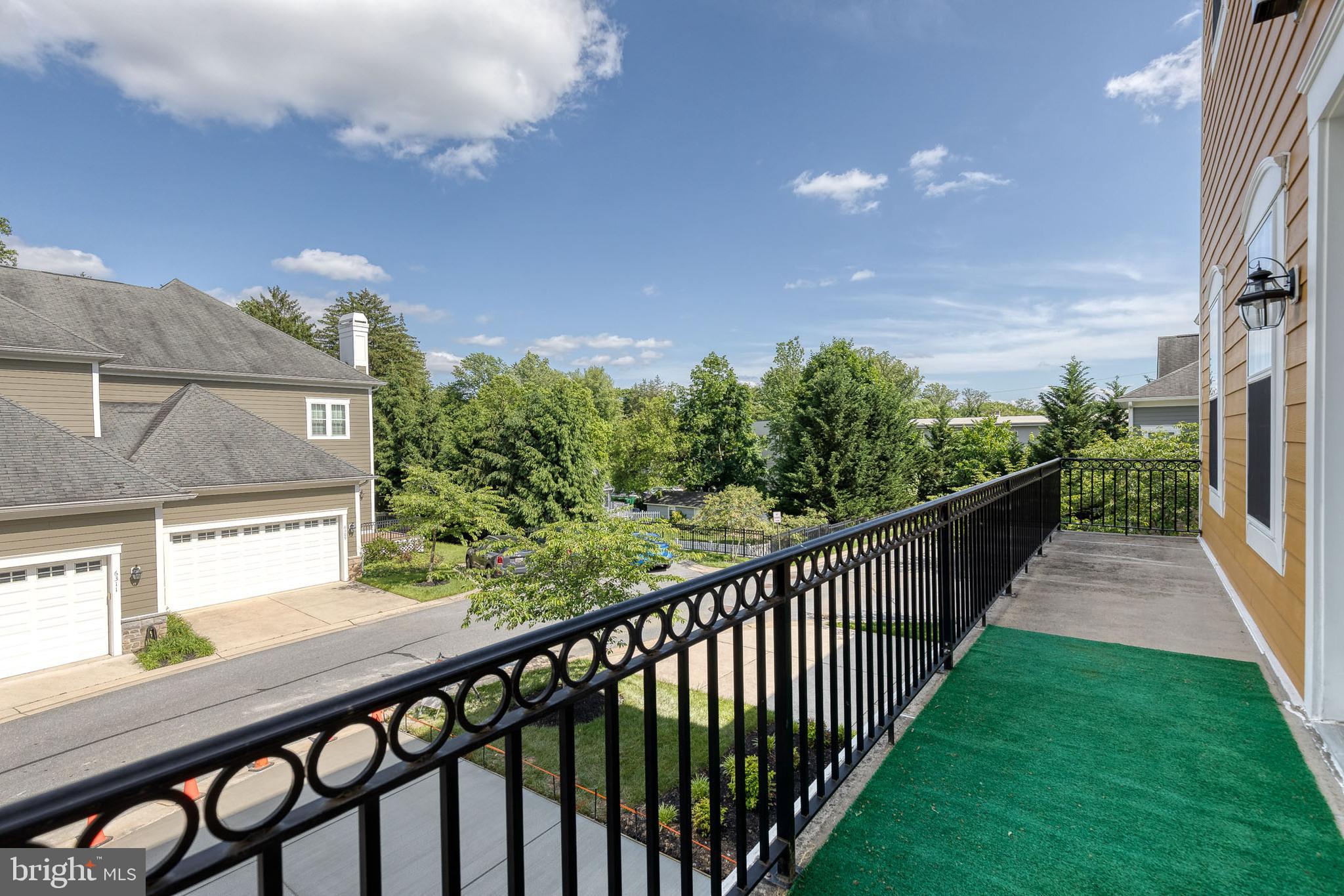 CHARLES AT WOODBROOK - Residential