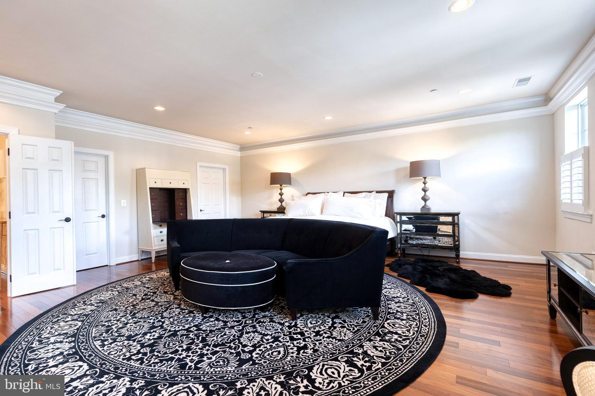 CHARLES AT WOODBROOK - Residential