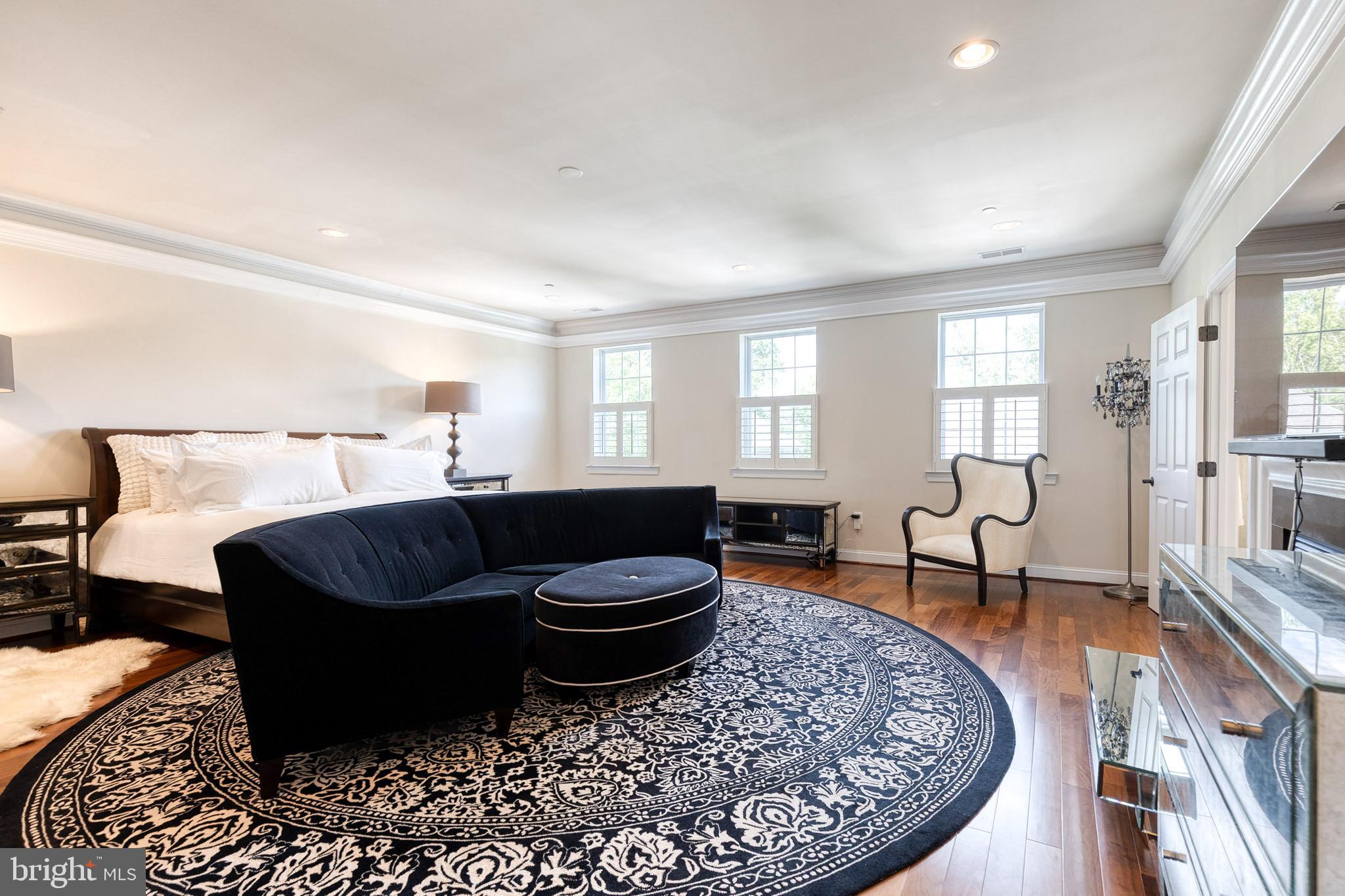 CHARLES AT WOODBROOK - Residential