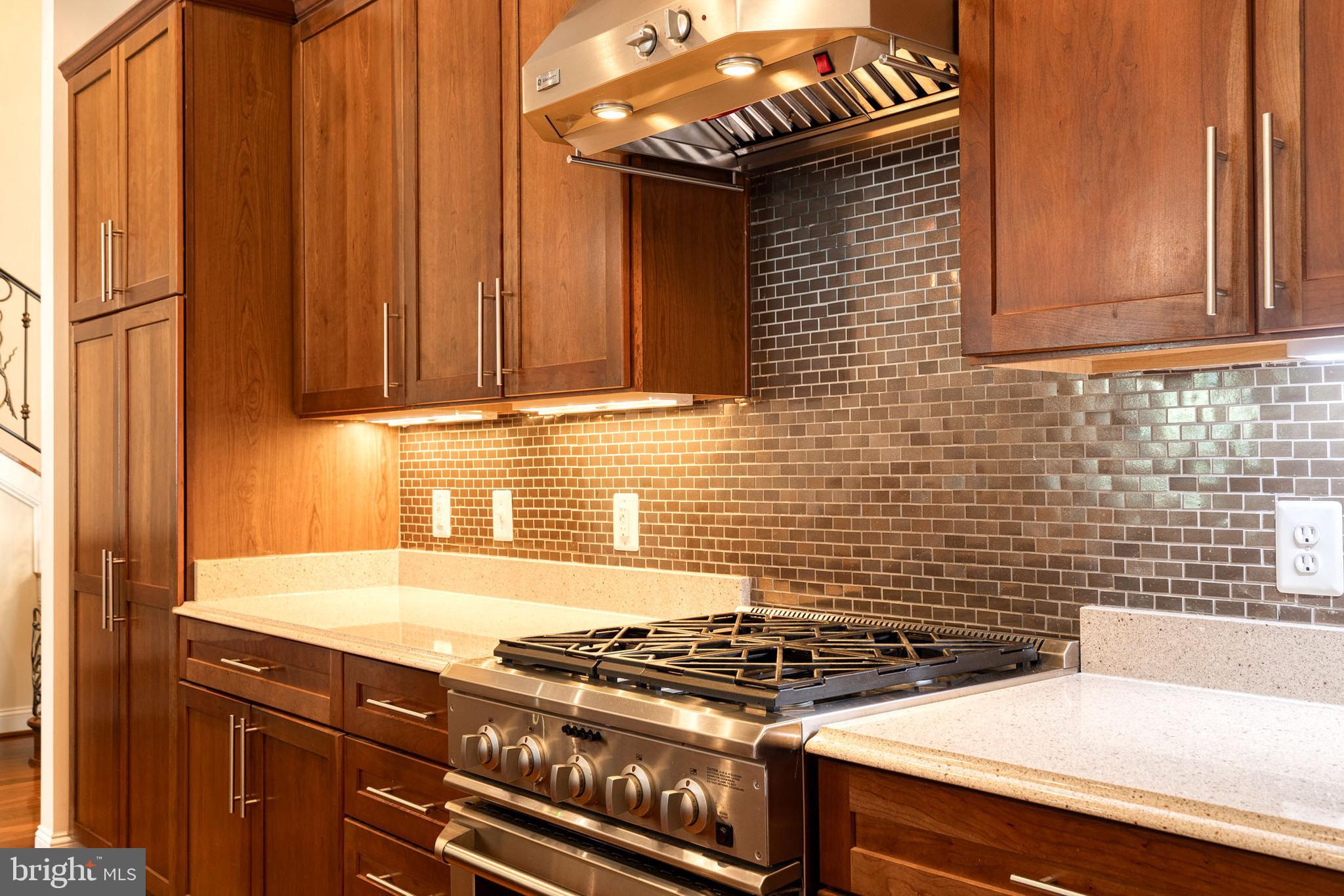 CHARLES AT WOODBROOK - Residential