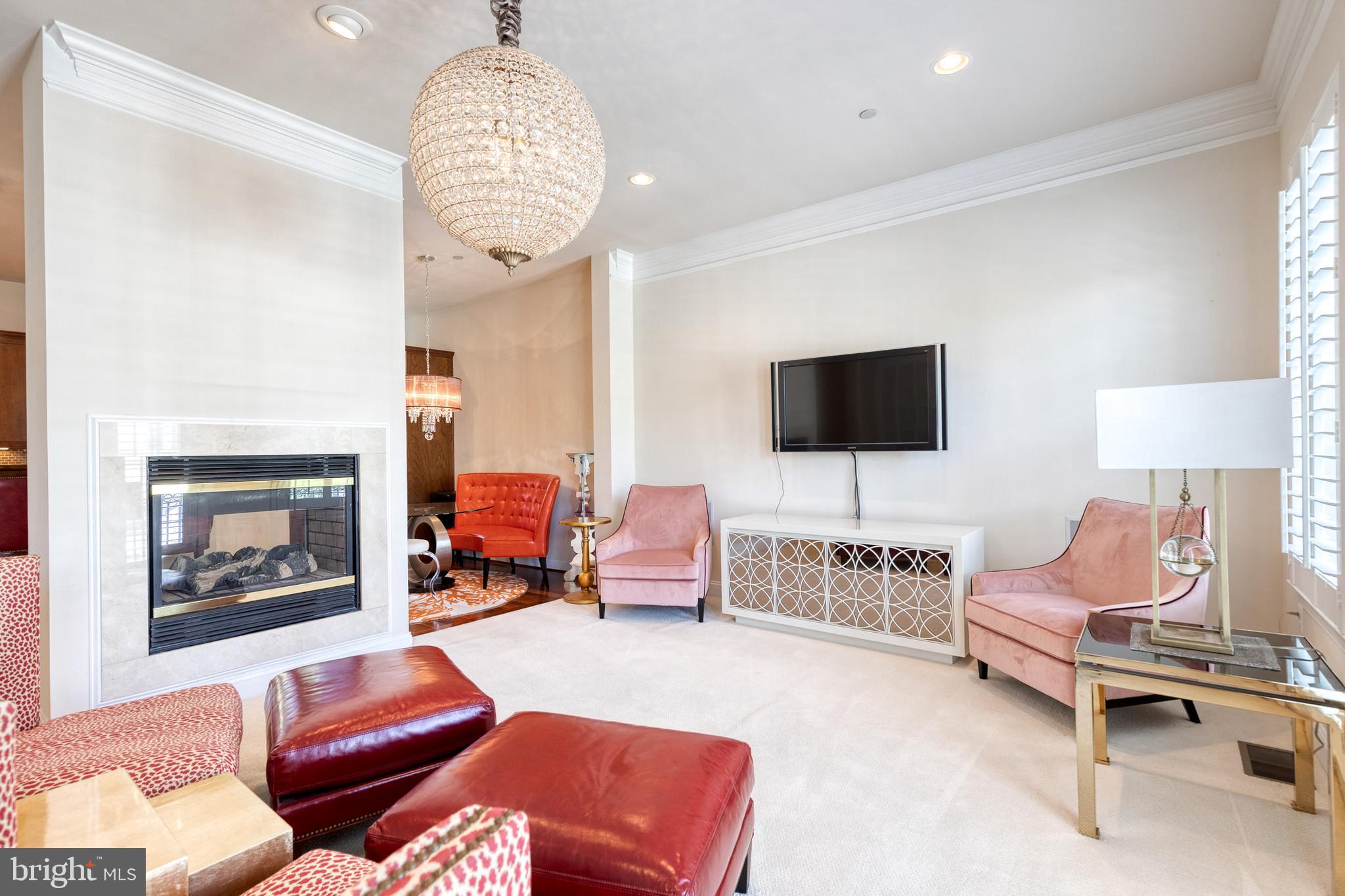 CHARLES AT WOODBROOK - Residential