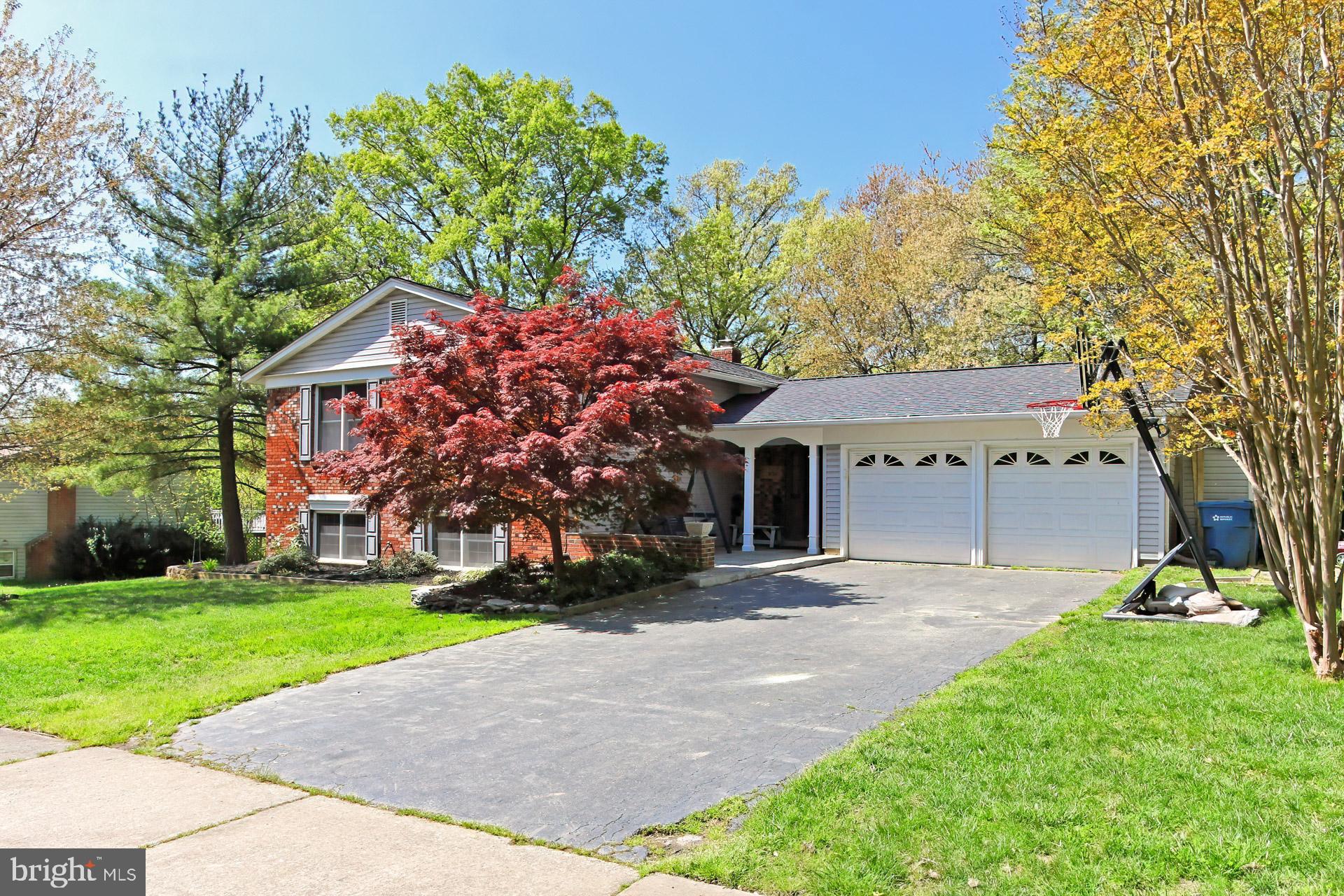 6908 ROCHAMBEAU PLACE