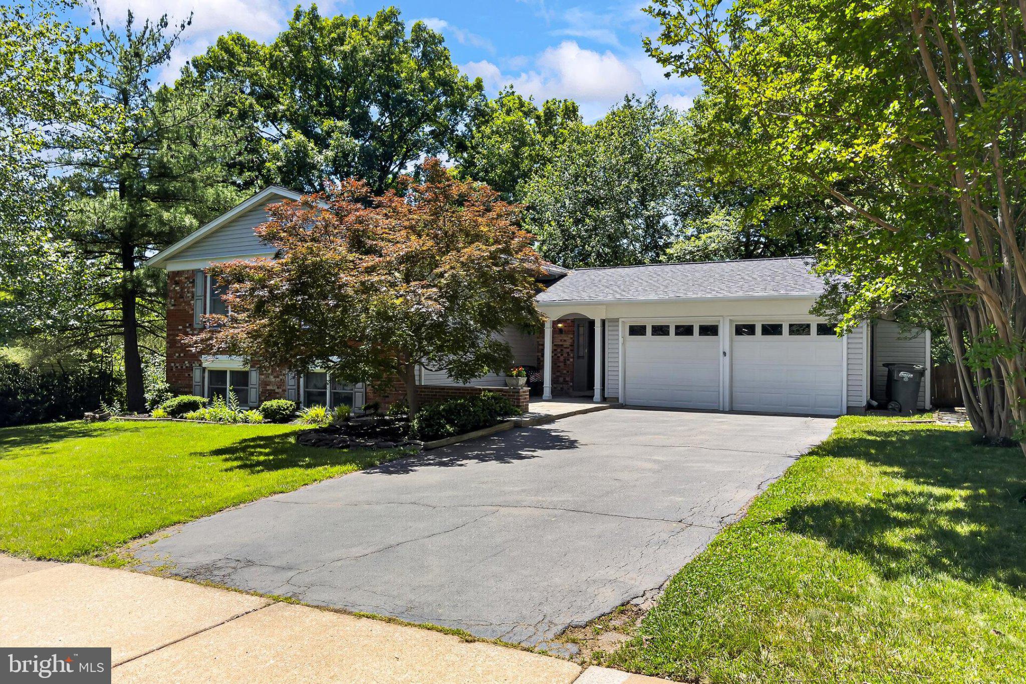 6908 ROCHAMBEAU PLACE