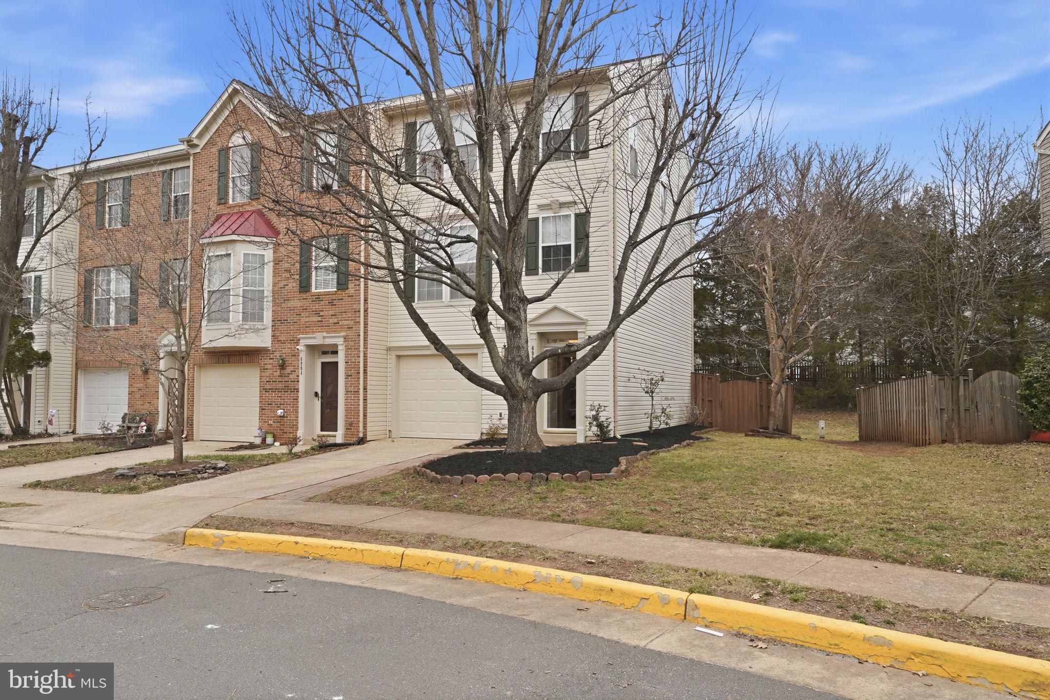 GREENHILL CROSSING - Residential