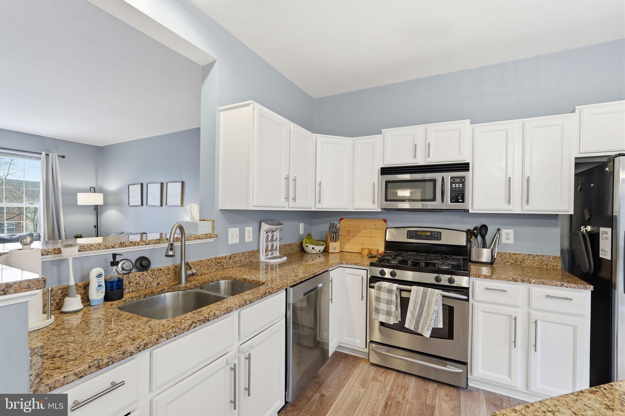 GREENHILL CROSSING - Residential