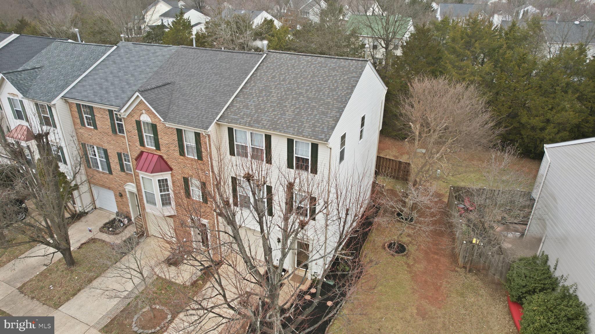 GREENHILL CROSSING - Residential