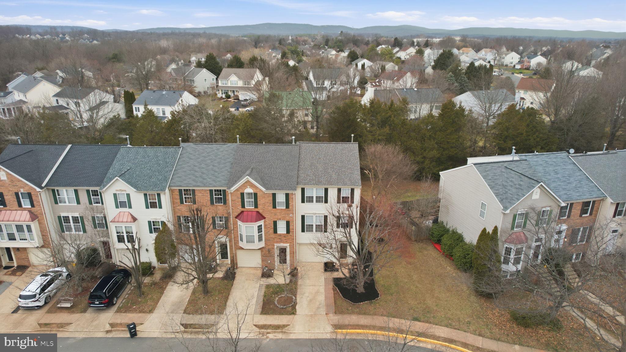 GREENHILL CROSSING - Residential