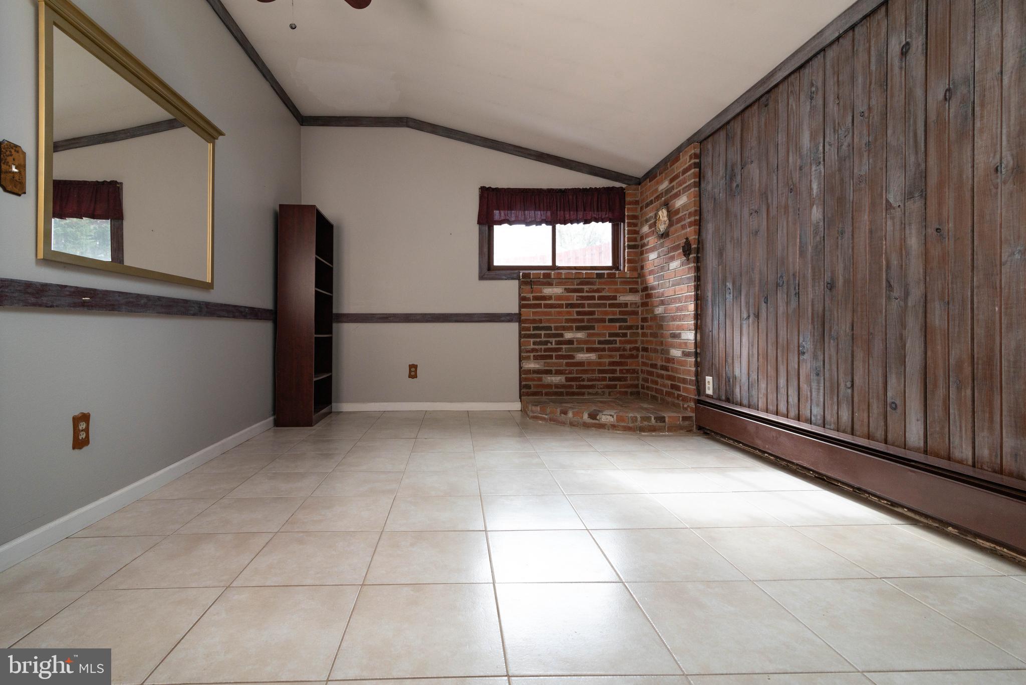 NON AVAILABLE - Residential