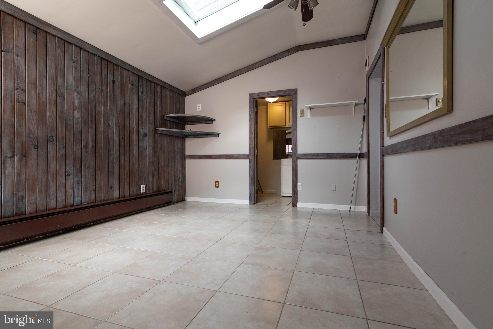 NON AVAILABLE - Residential