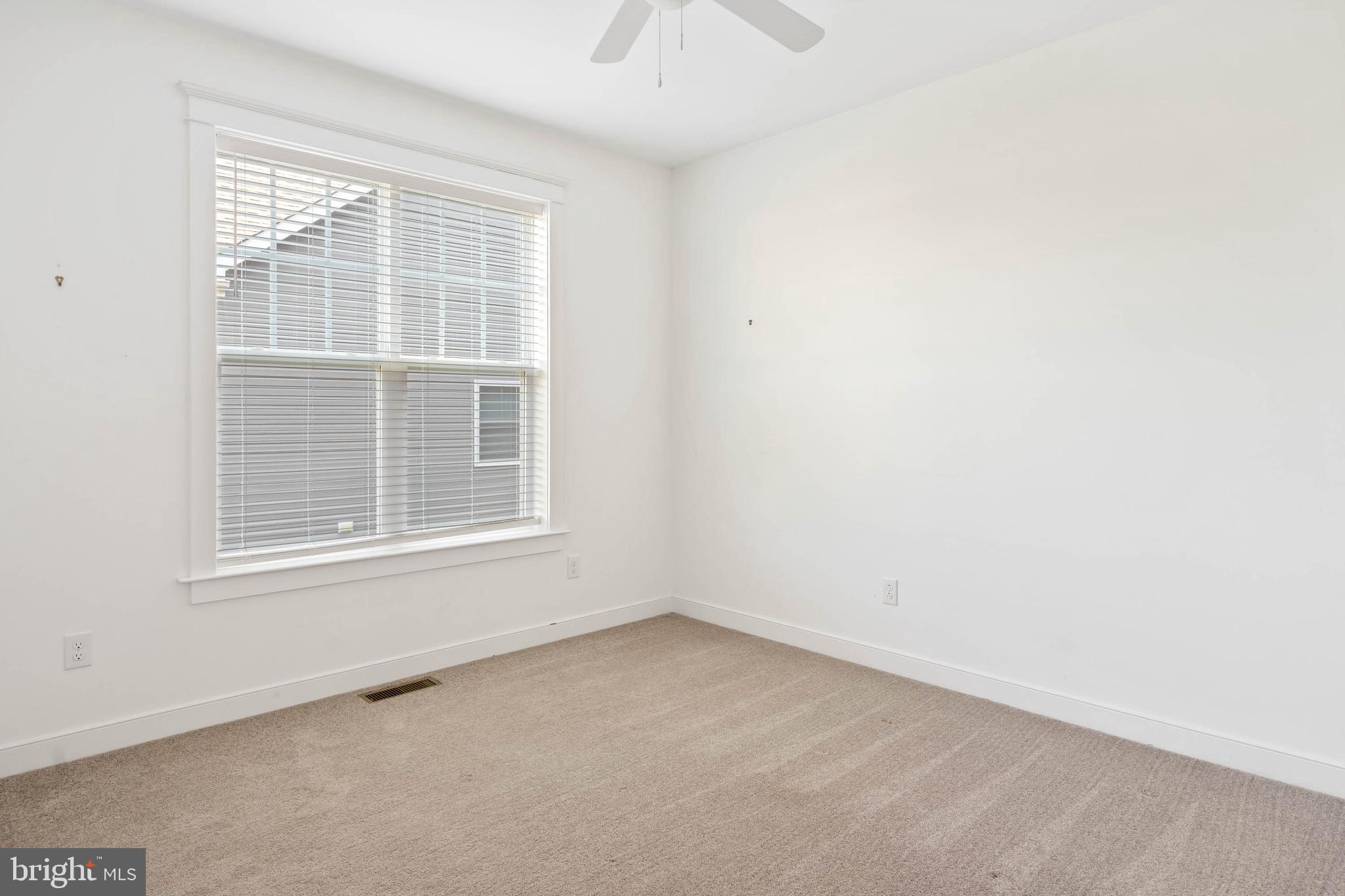 WOODRIDGE - Residential